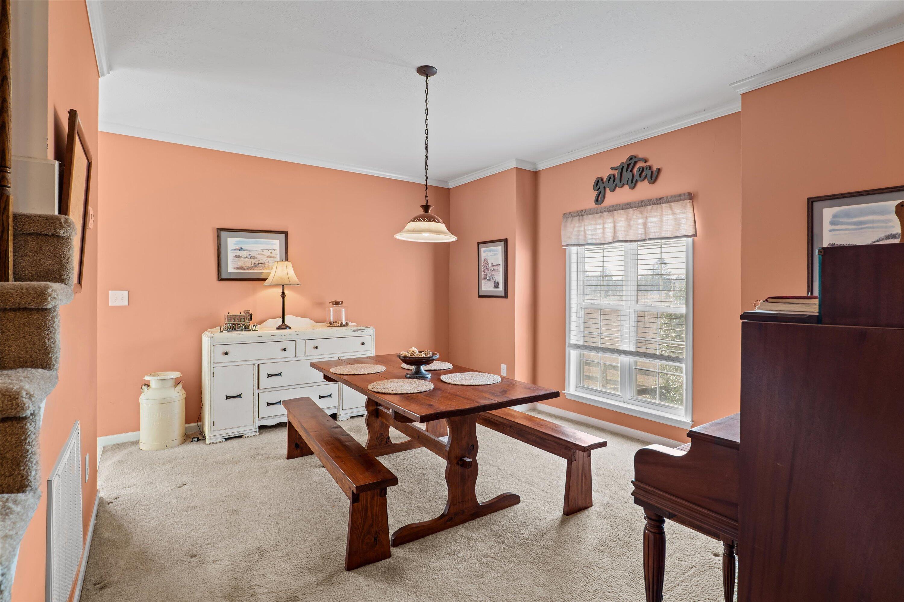 5660 White Oak Road Property Photo 6