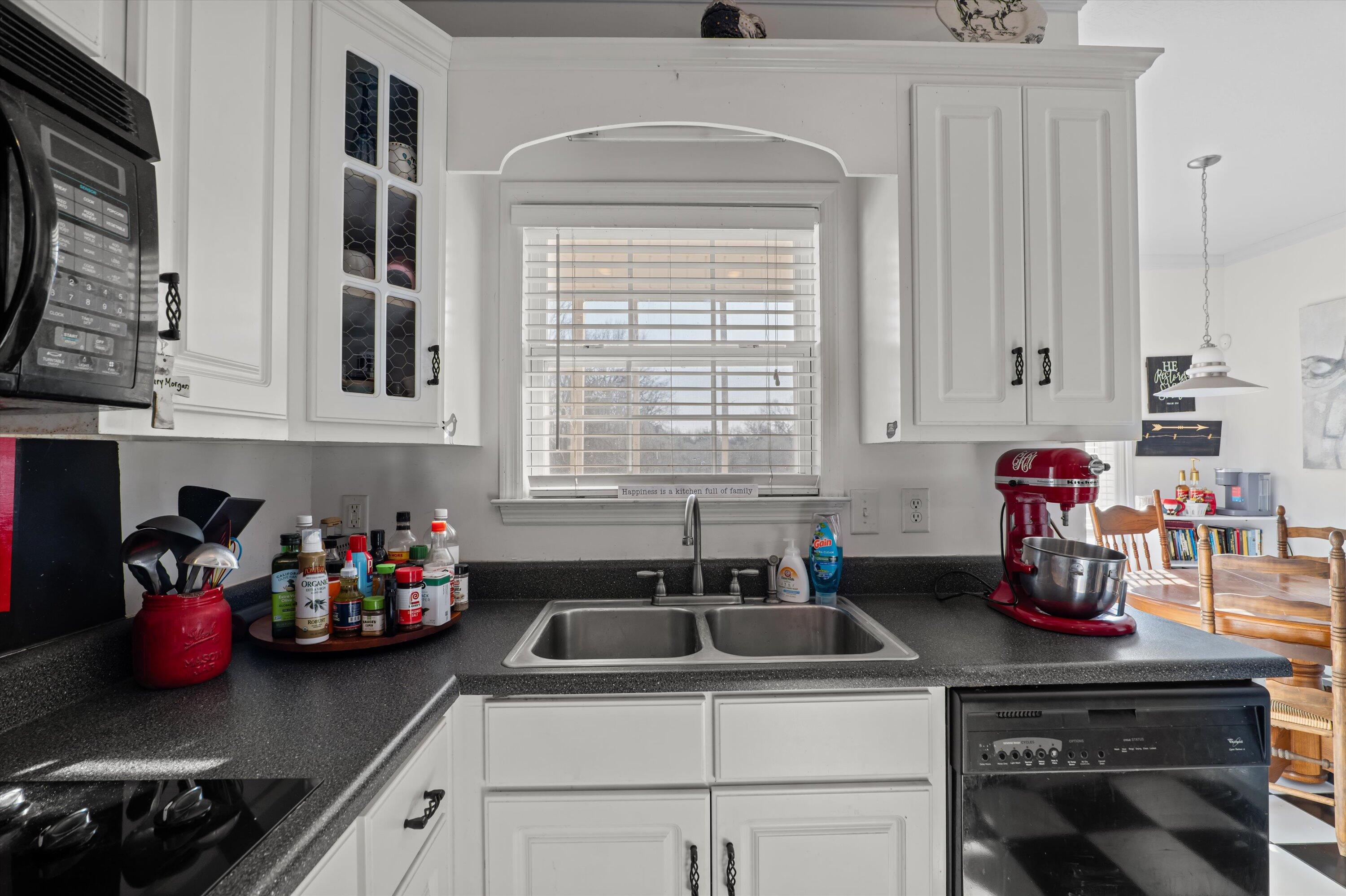 5660 White Oak Road Property Photo 15