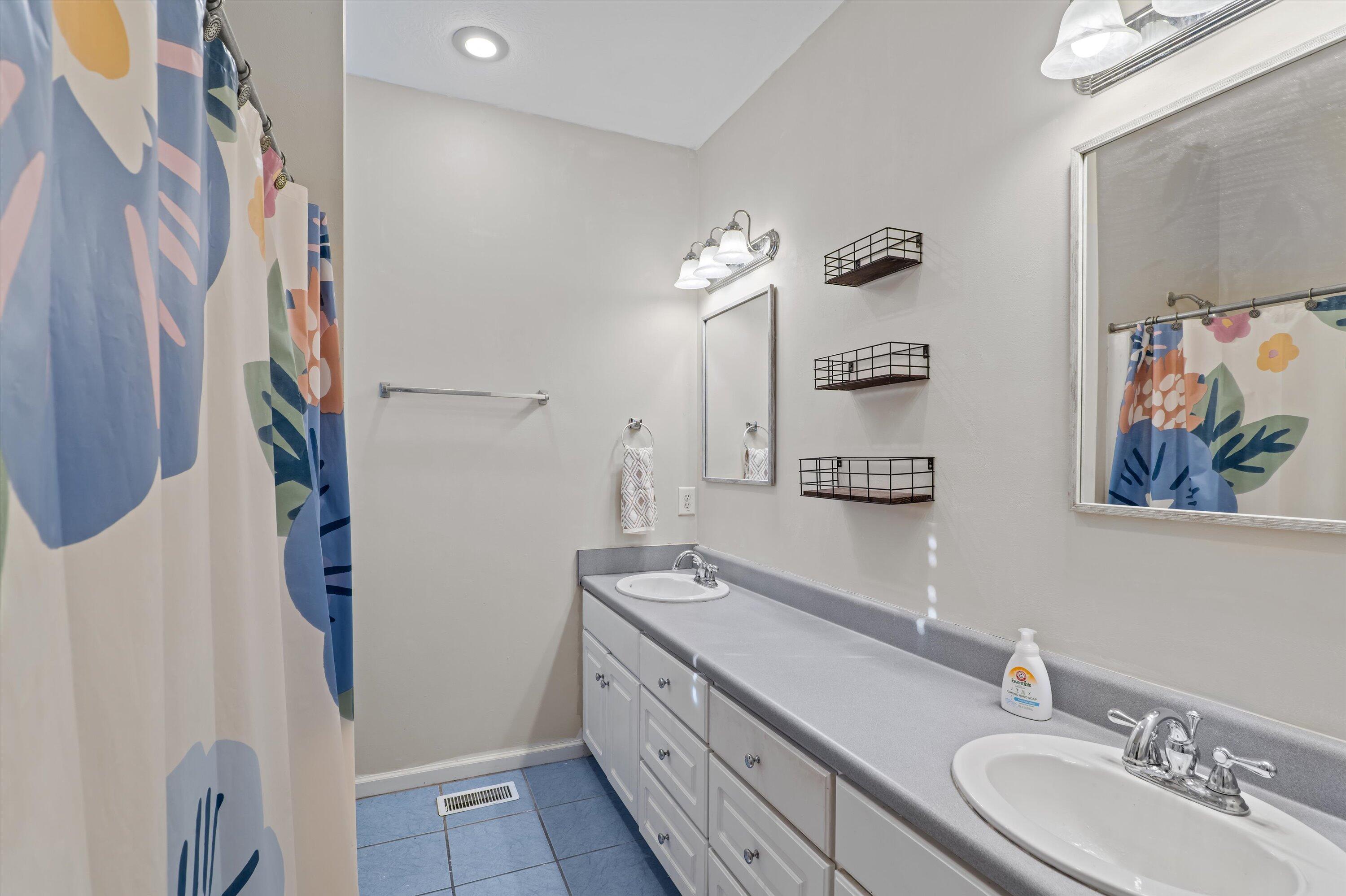 5660 White Oak Road Property Photo 22
