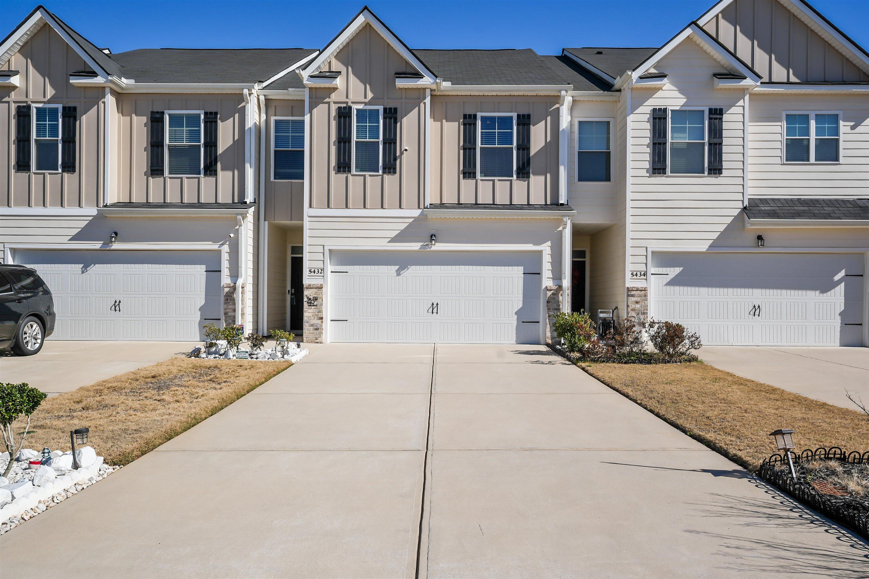 5432 Thrasher Lane