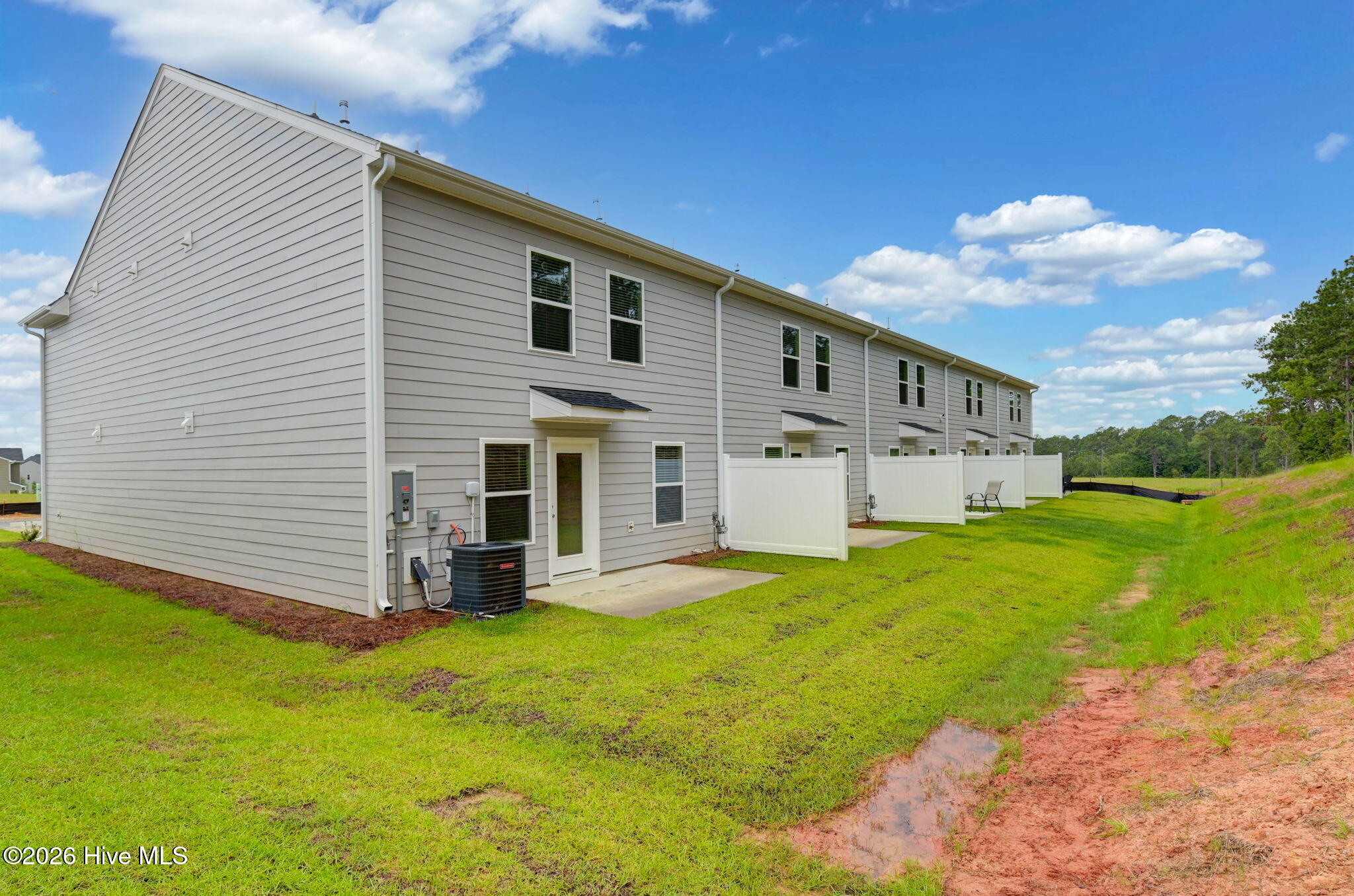 1059 Tabor Place Property Photo 11