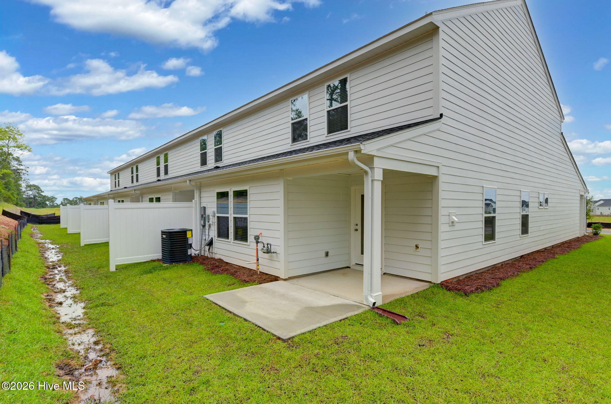 1059 Tabor Place Property Photo 12