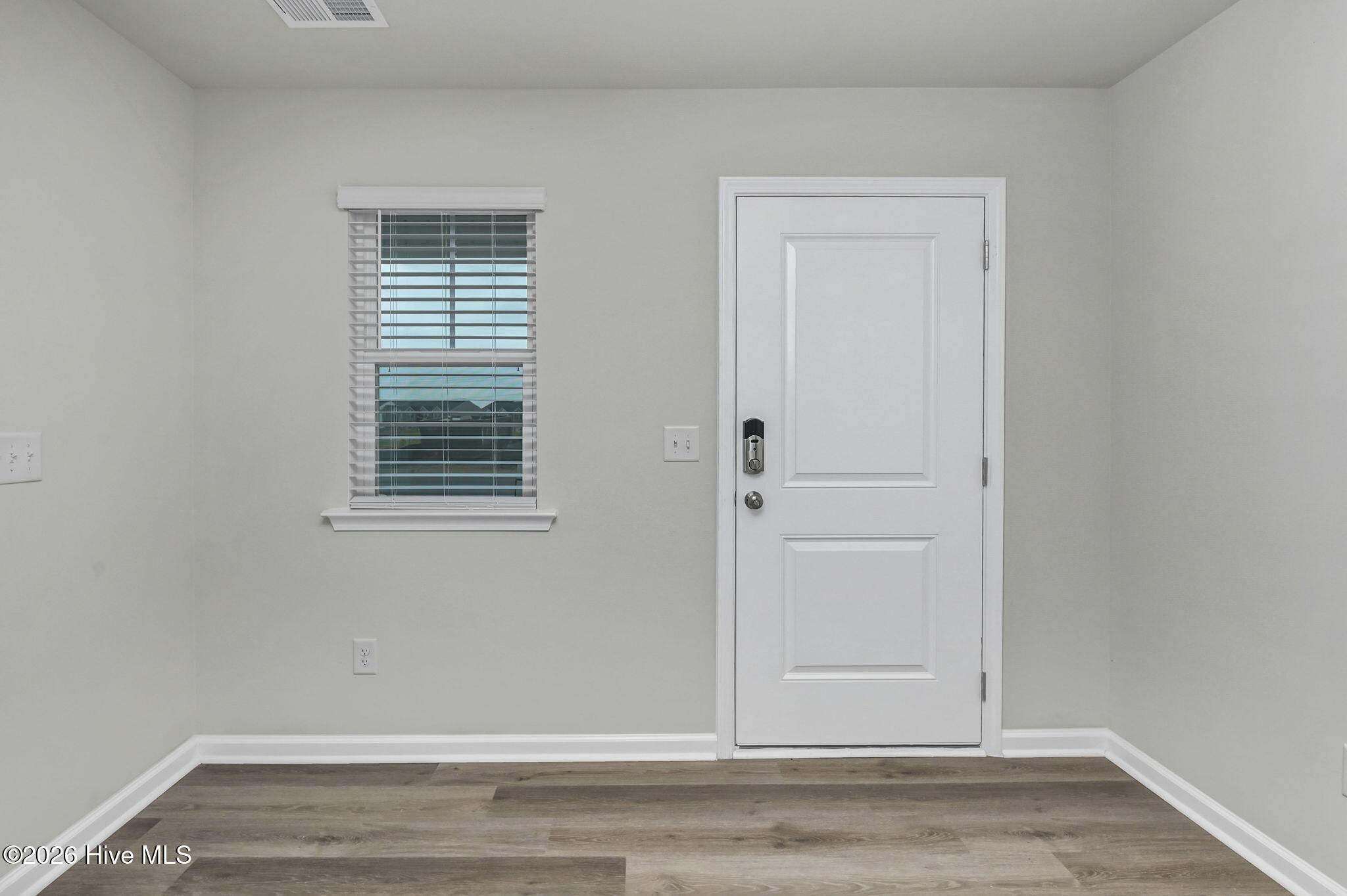 1059 Tabor Place Property Photo 15
