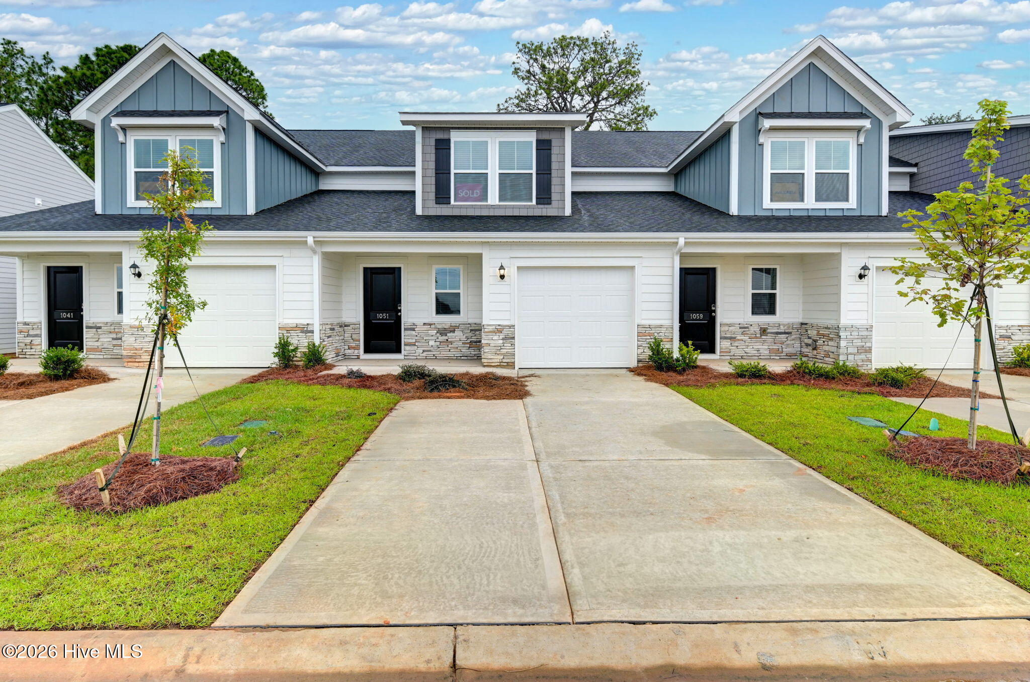 1041 Tabor Place Property Photo 1