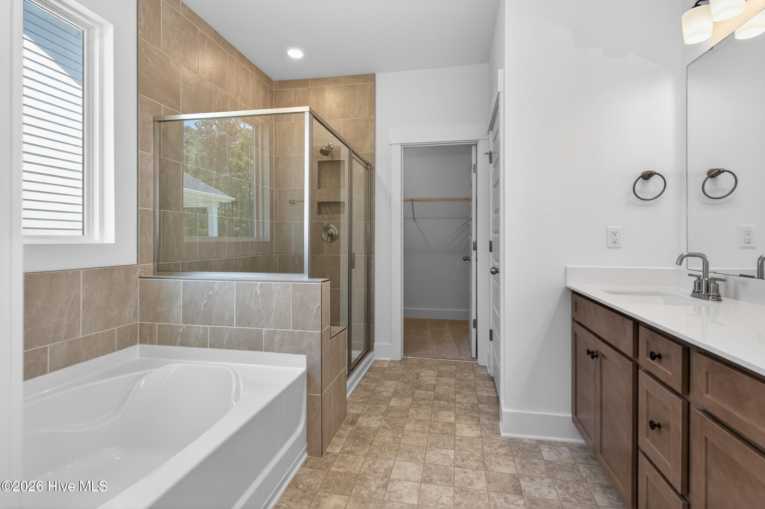 692 Pherson Street Property Photo 11