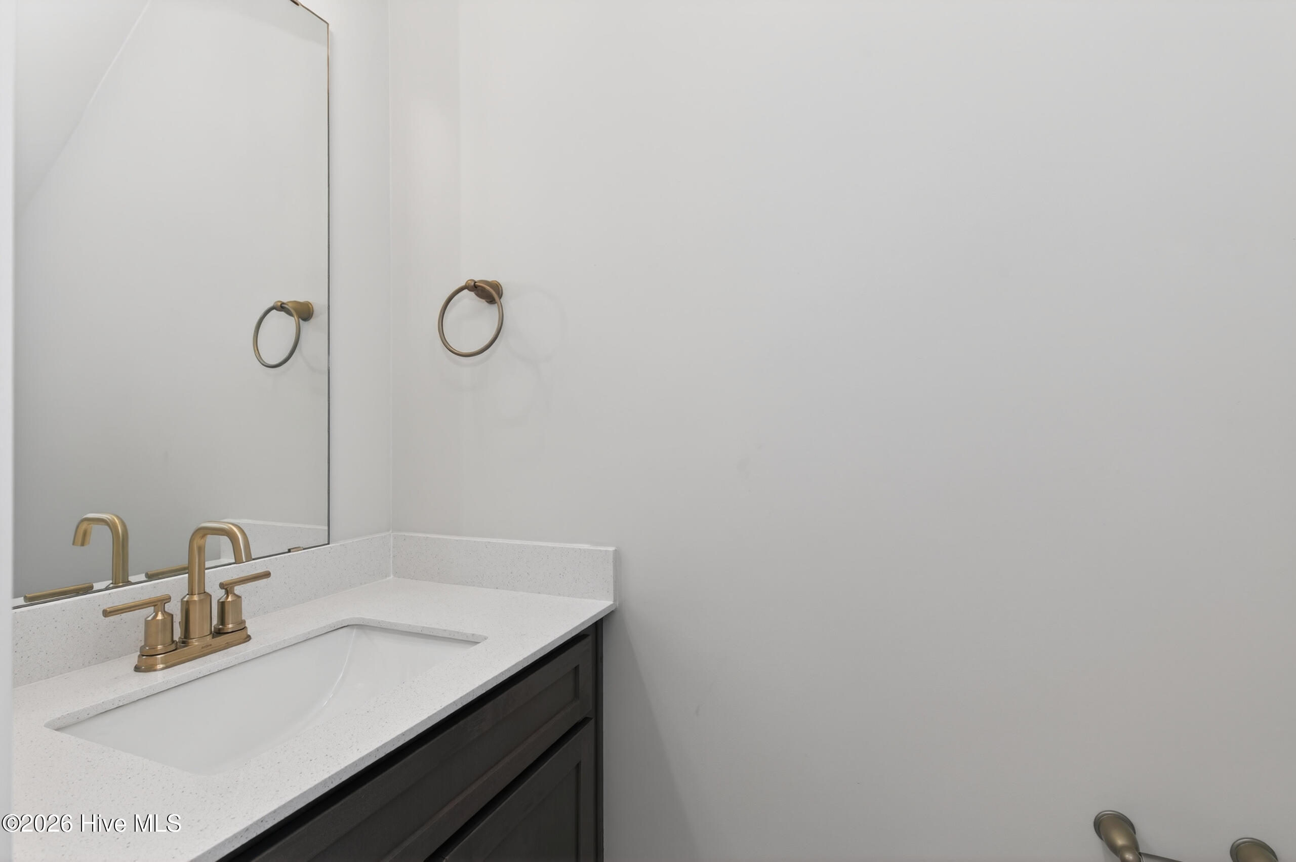 646 Pherson Street Property Photo 8