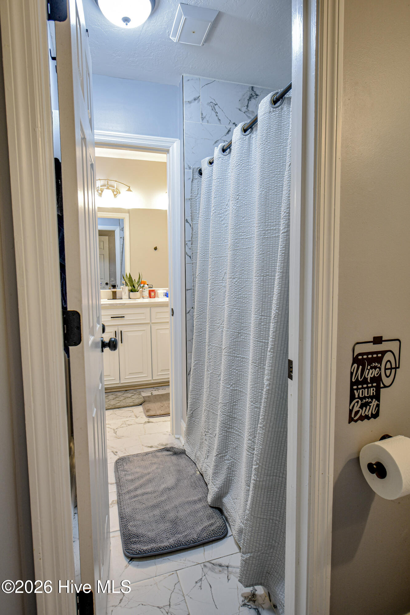 2217 Buckingham Drive Property Photo 8