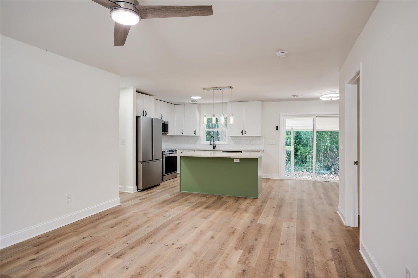 3003 Thomas Lane Property Photo 10