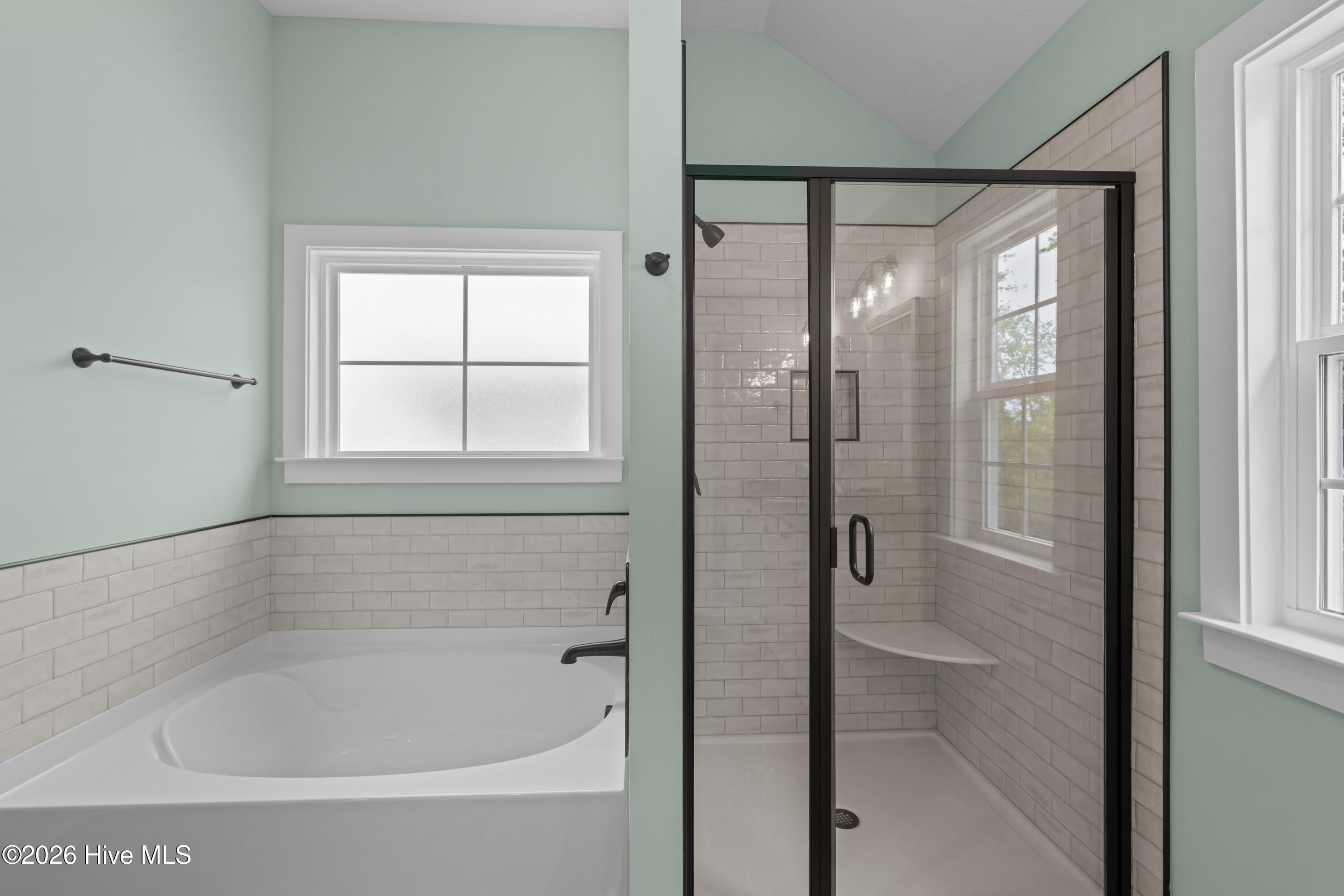 689 Ronaldsay Road Property Photo 18