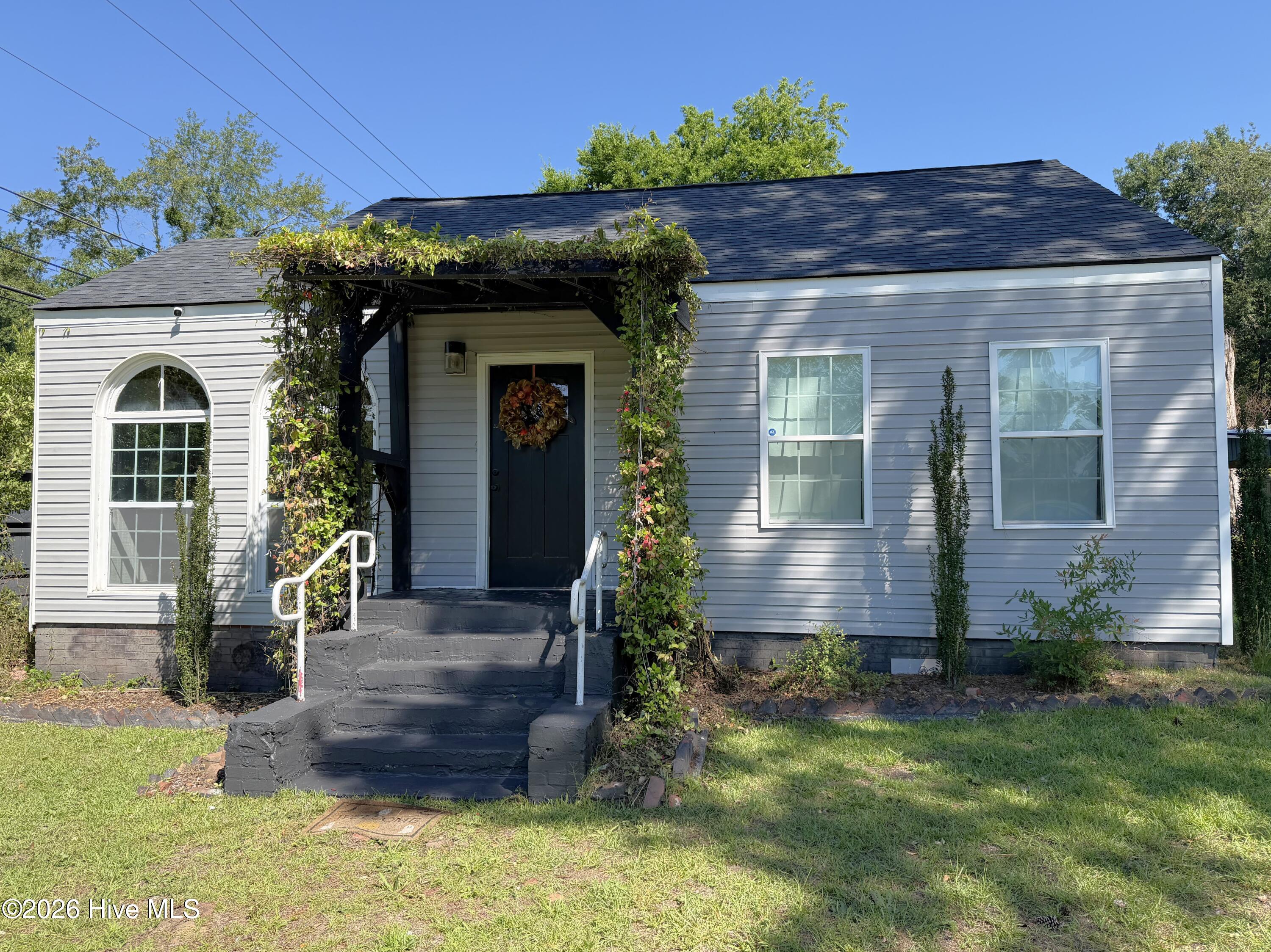 1101 Pine Drive Nw Property Photo 1