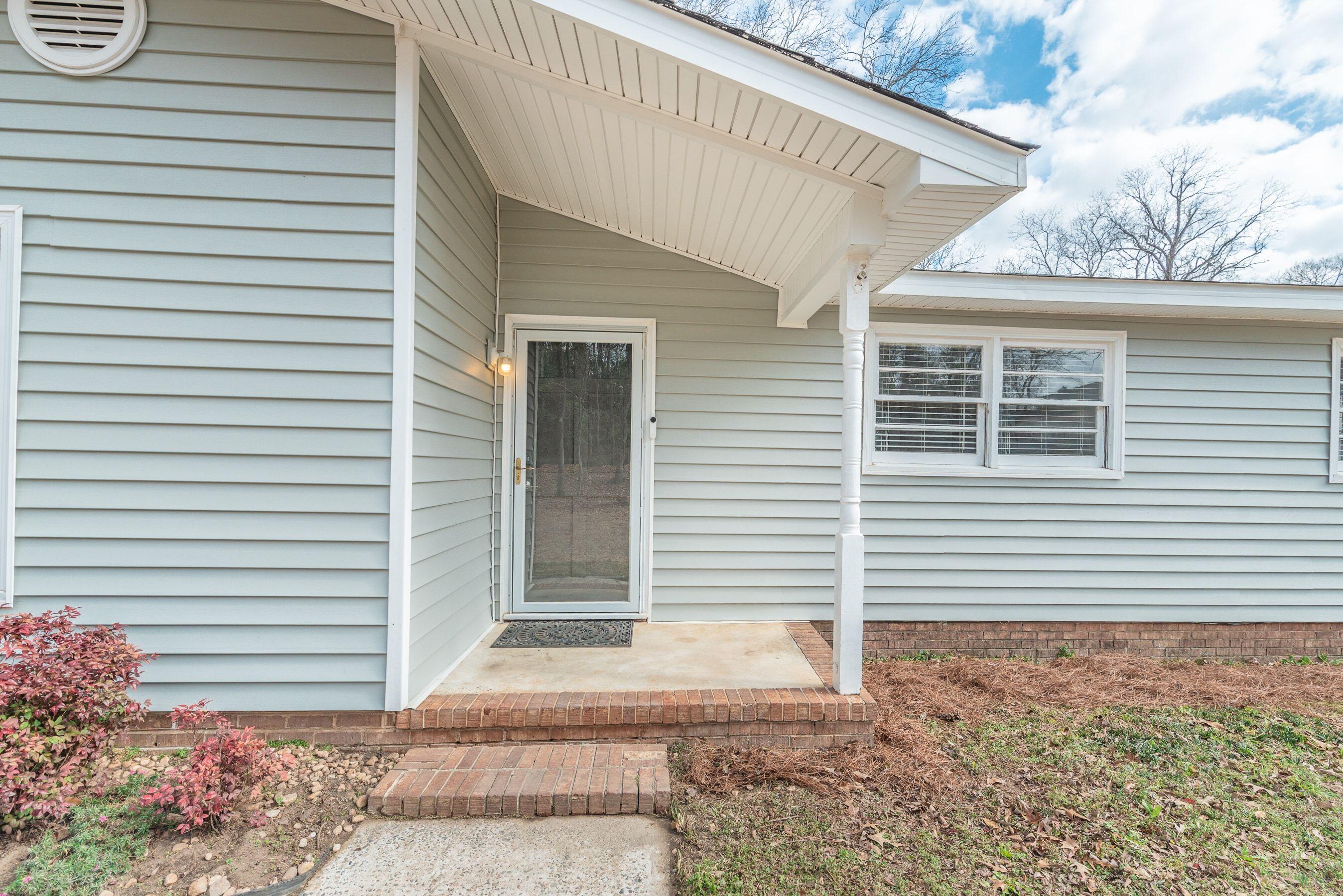 48 Vanderbilt Drive Property Photo 6