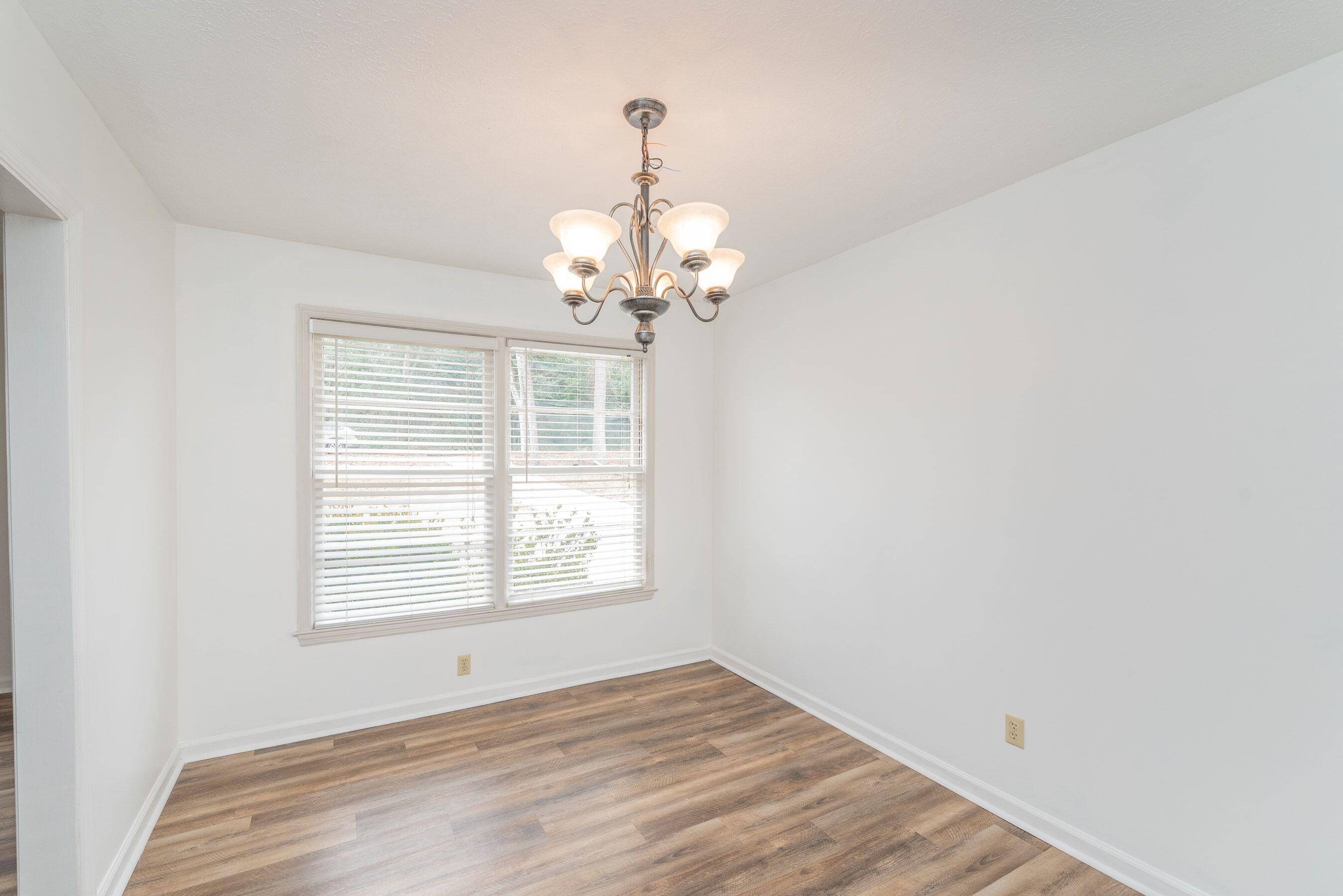 48 Vanderbilt Drive Property Photo 12
