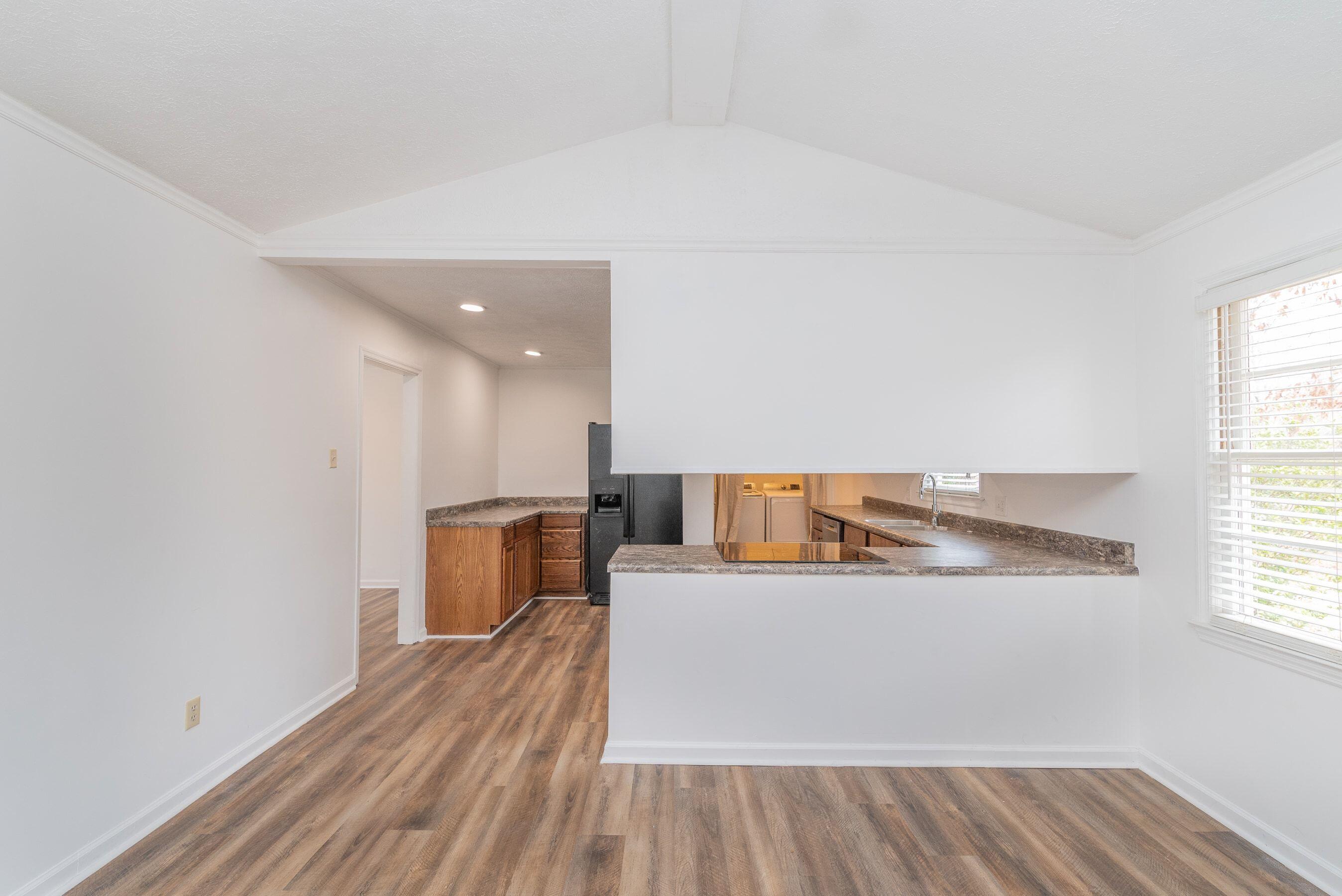 48 Vanderbilt Drive Property Photo 18