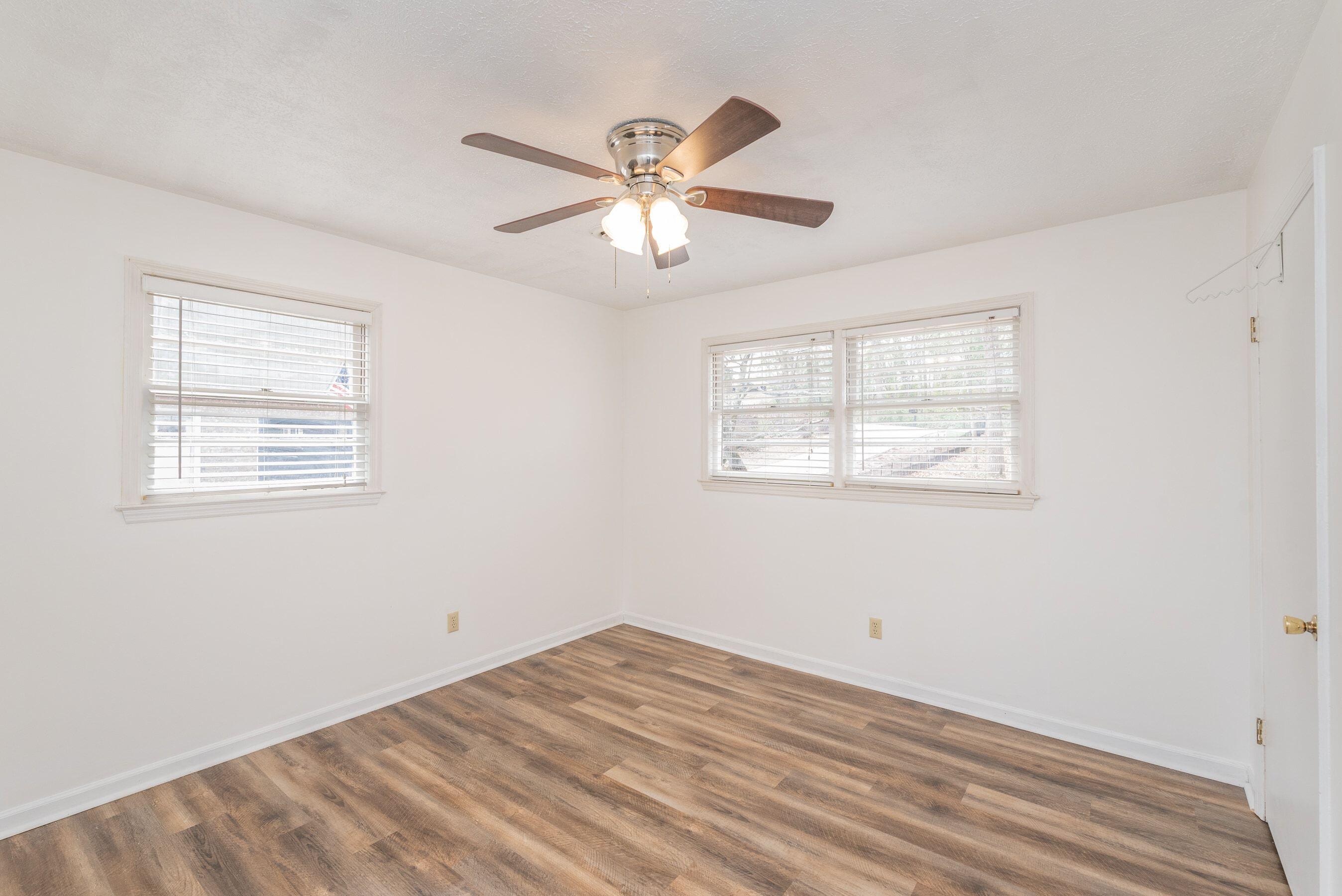 48 Vanderbilt Drive Property Photo 28