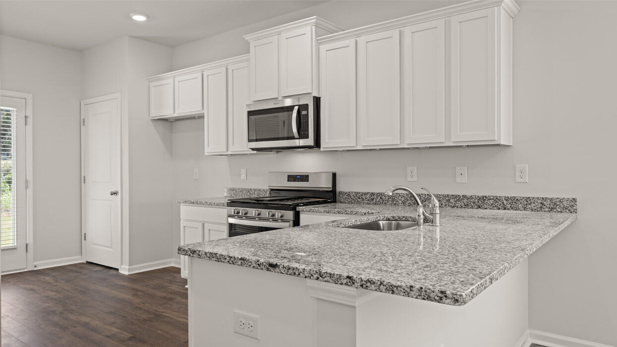 807 Feldspar Manor Property Photo 7