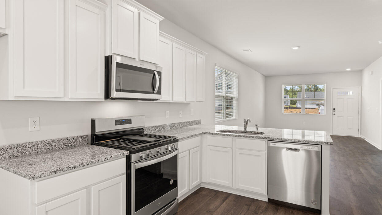 807 Feldspar Manor Property Photo 8
