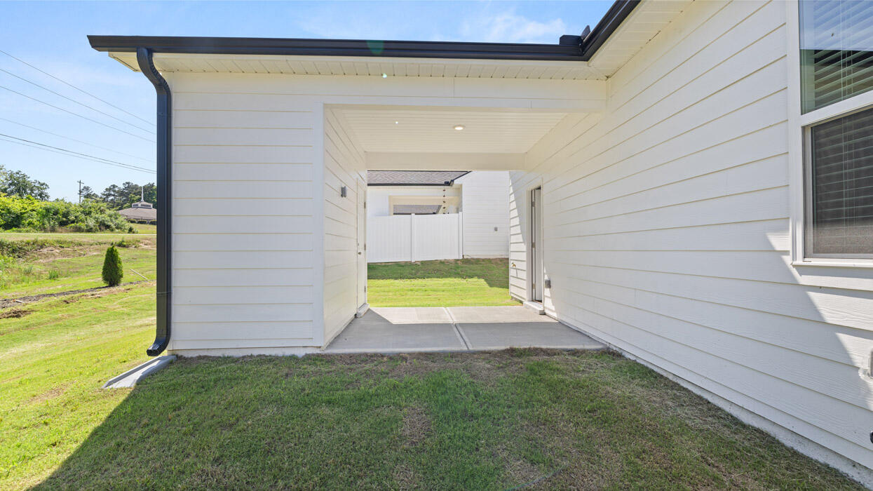 807 Feldspar Manor Property Photo 26