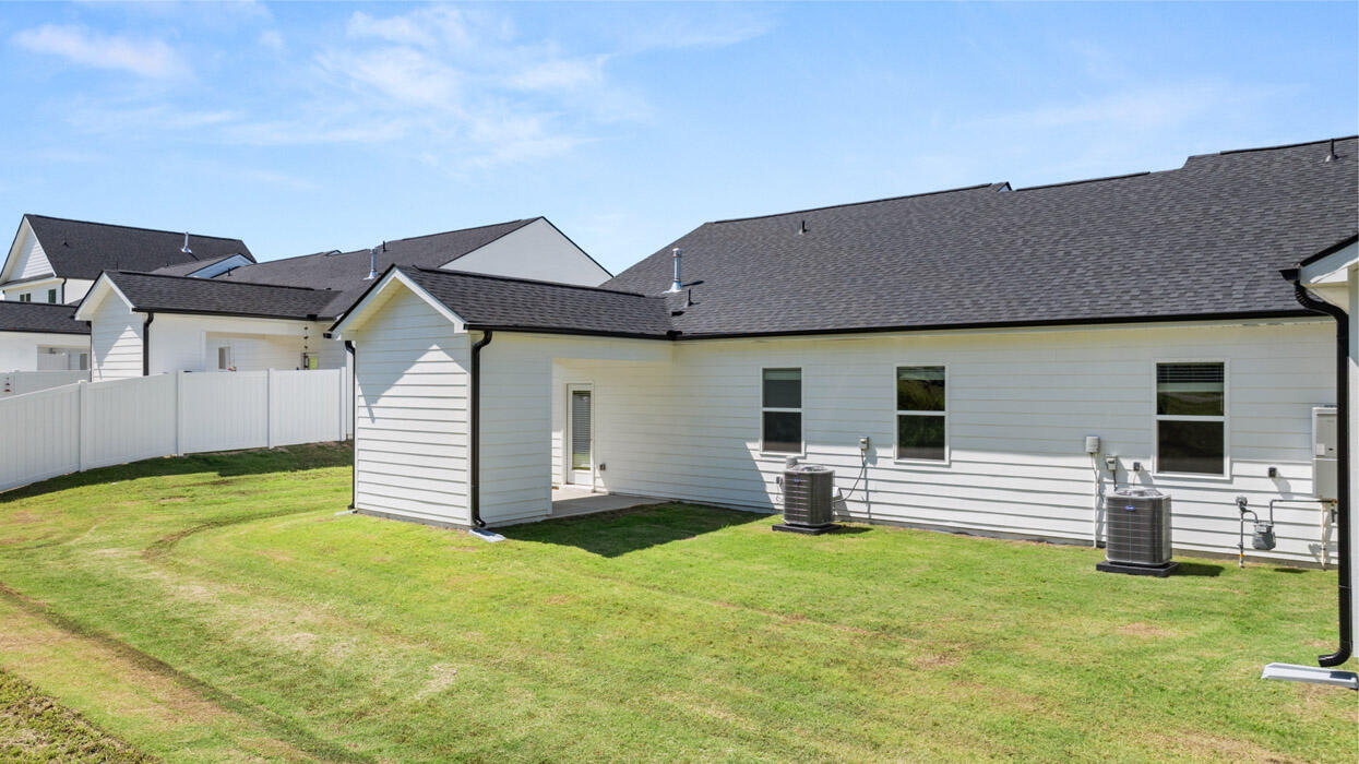 807 Feldspar Manor Property Photo 28