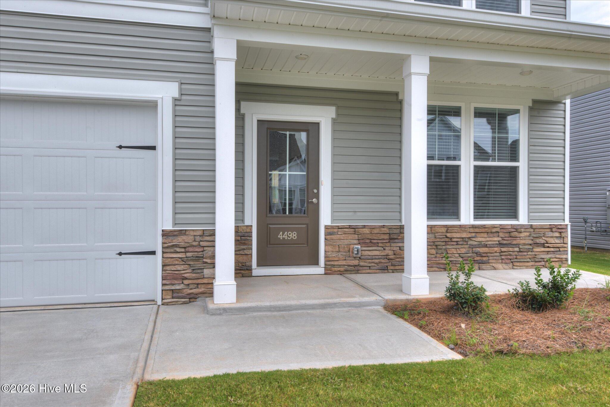 4498 Hartshorn Circle Property Photo 3