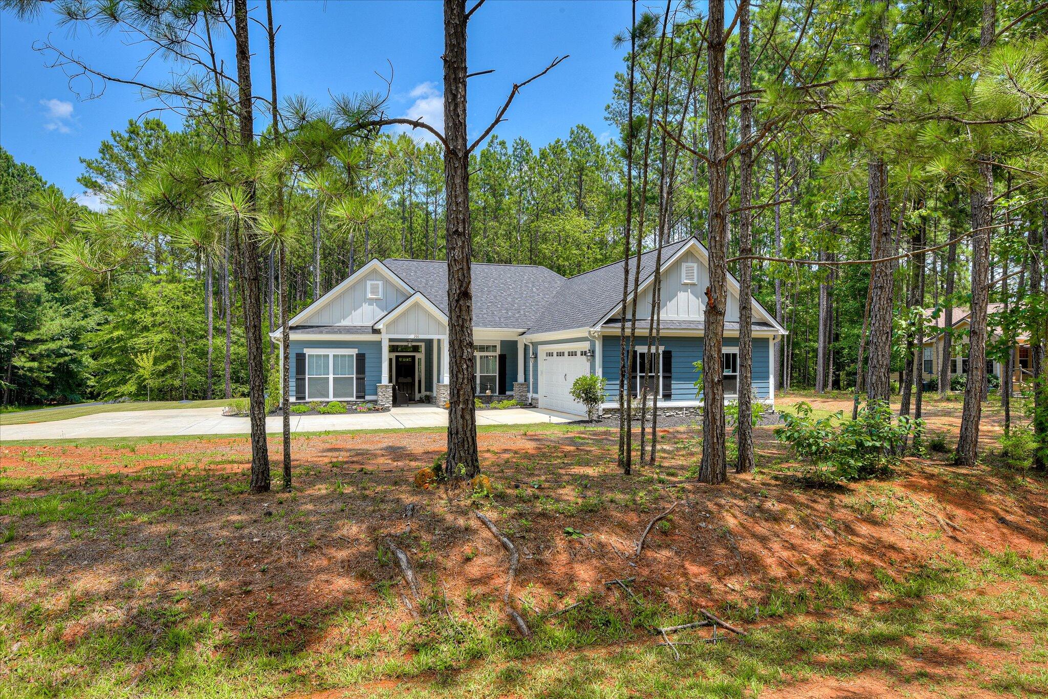 201 Sunflower Circle Property Photo 1