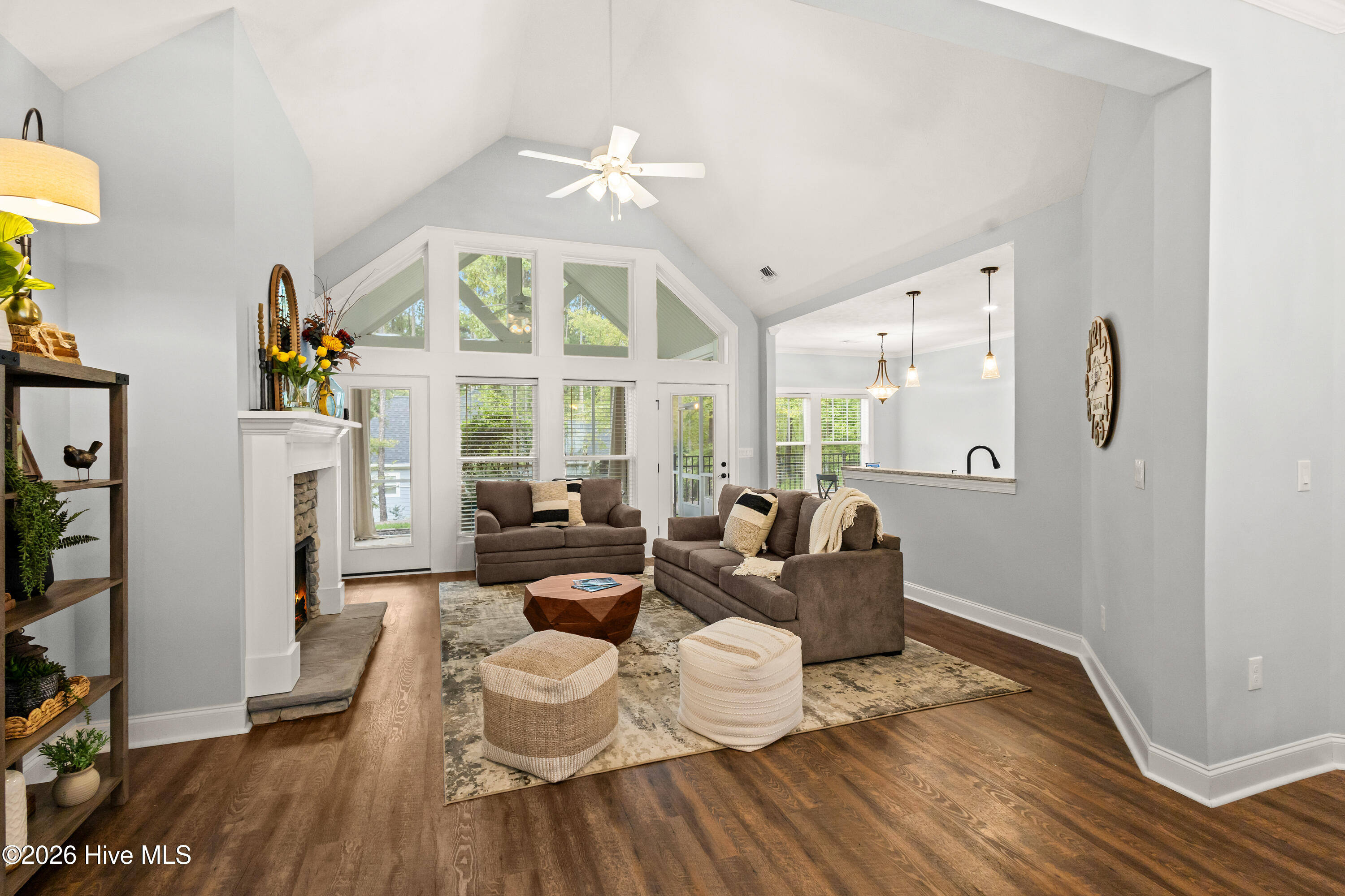 201 Sunflower Circle Property Photo 4