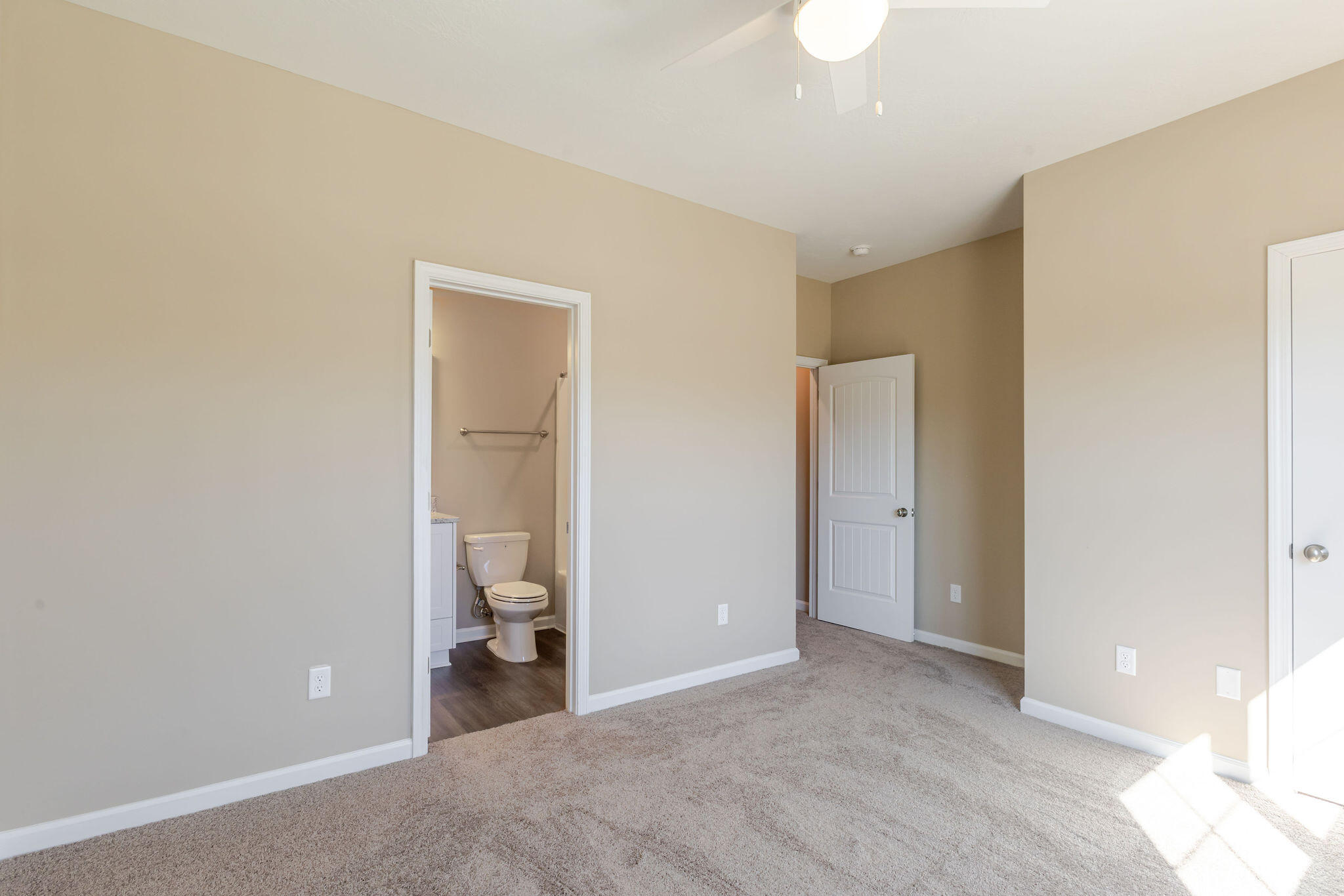 353 Bordeaux Drive Property Photo 14