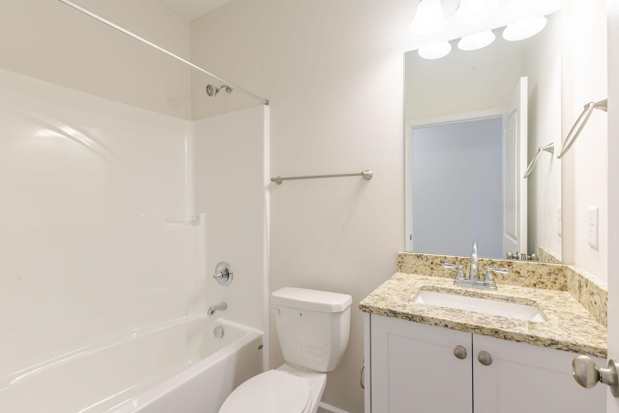 356 Bordeaux Drive Property Photo 4
