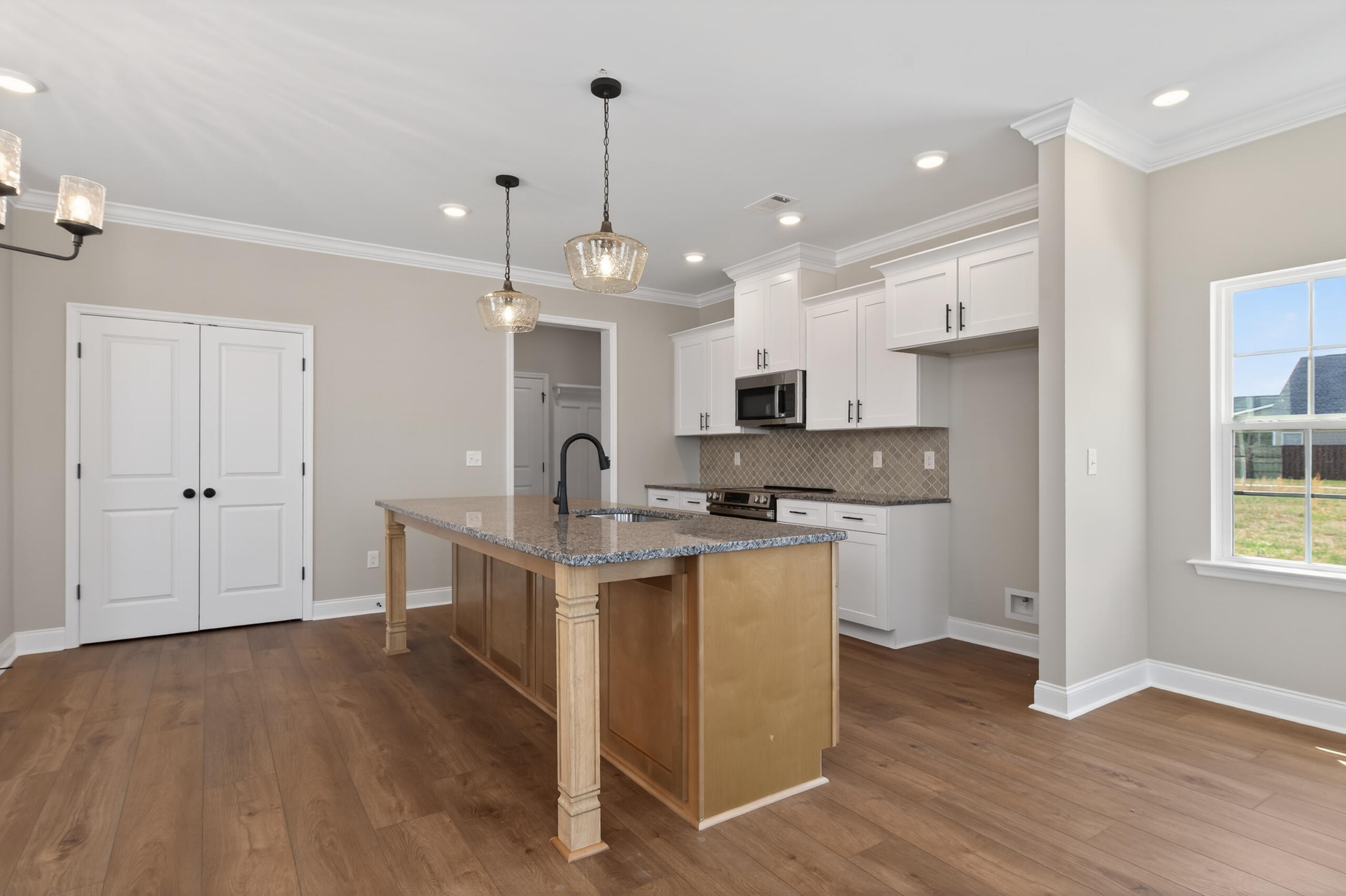 2607 Laurens Street Property Photo 17