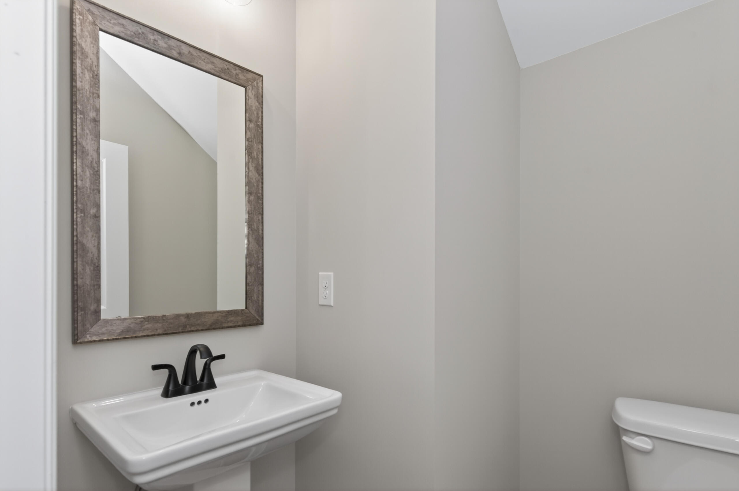 2607 Laurens Street Property Photo 27