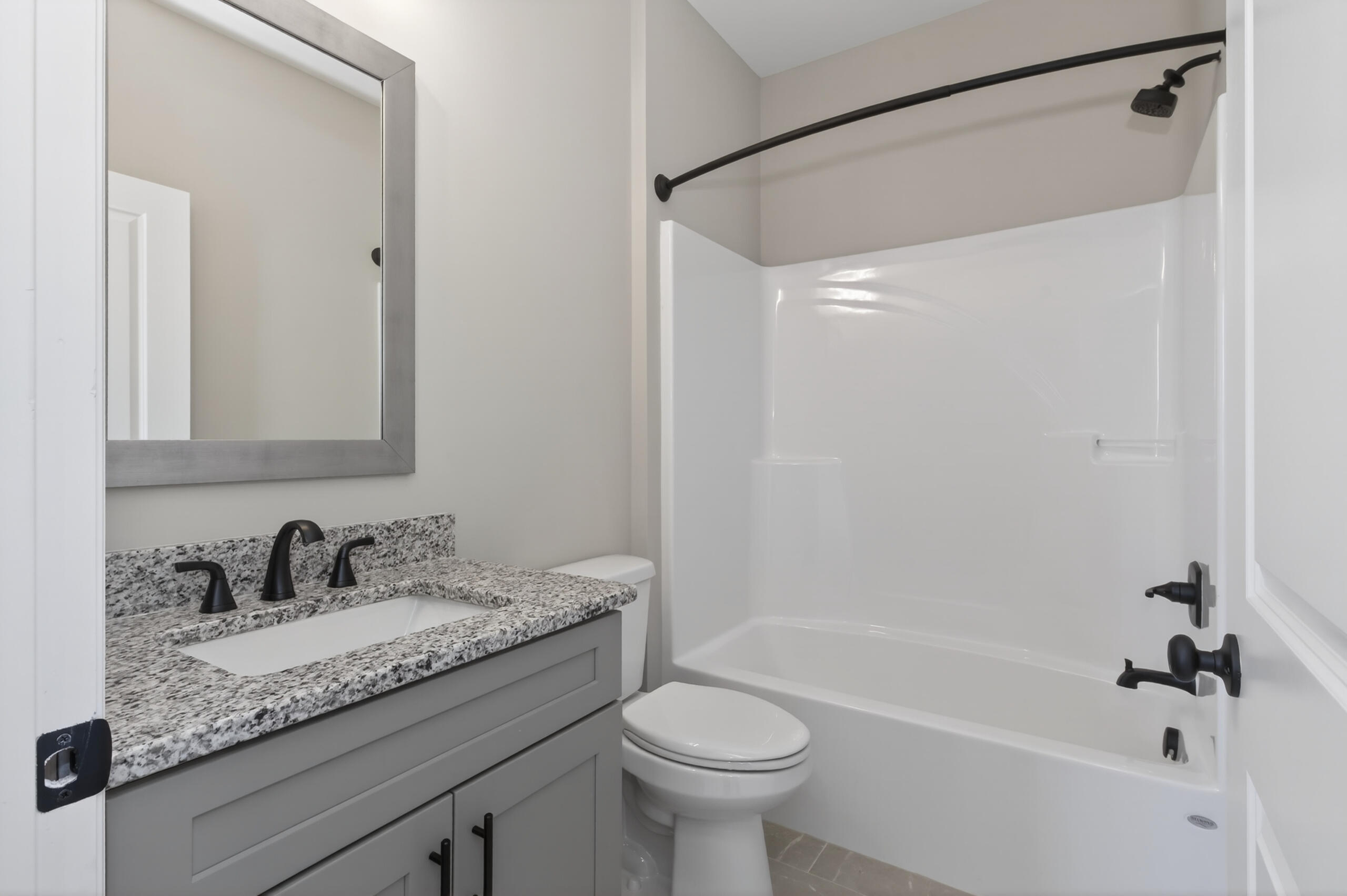 2607 Laurens Street Property Photo 46