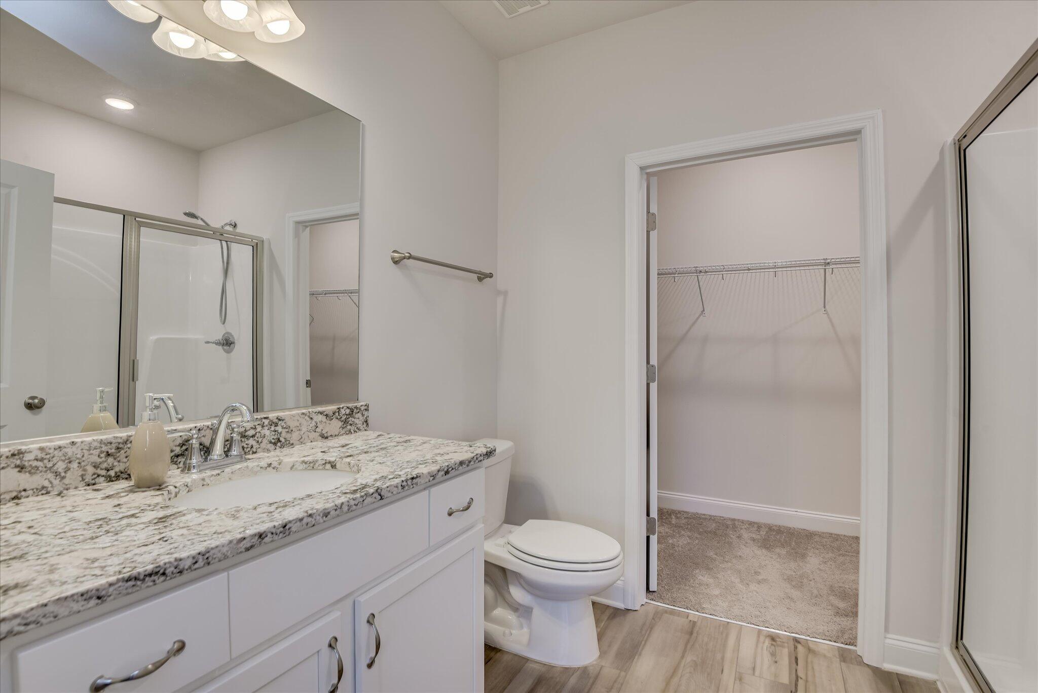 666 Hampton Drive Property Photo 14