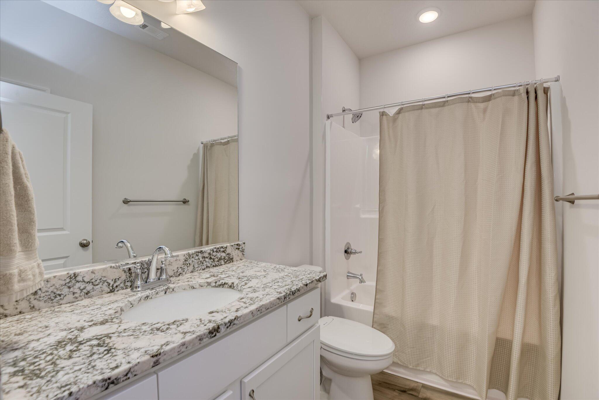 666 Hampton Drive Property Photo 25