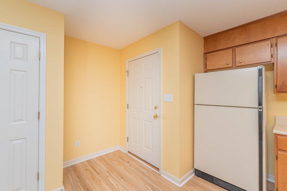 1217 Kendal Court Property Photo 6