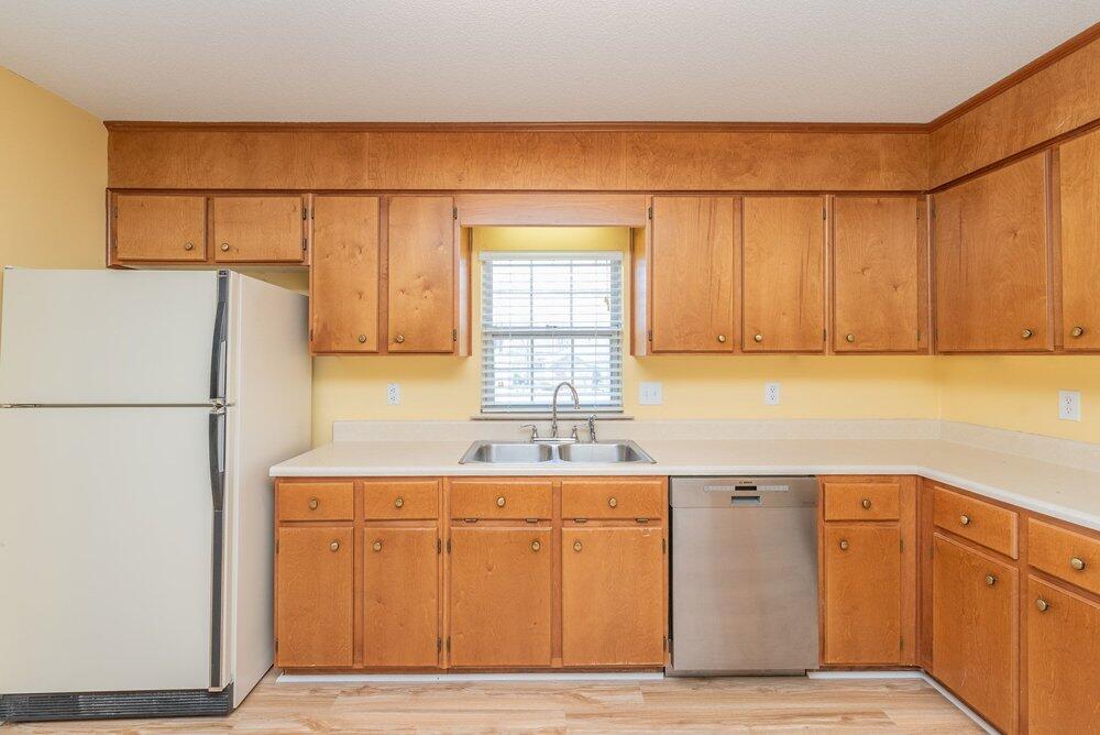 1217 Kendal Court Property Photo 8