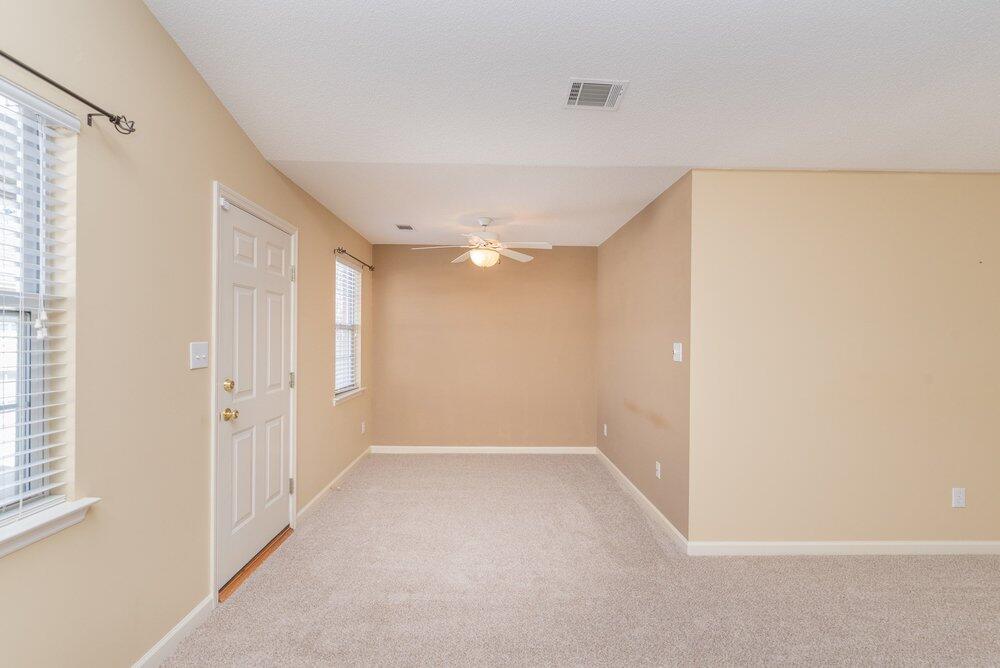 1217 Kendal Court Property Photo 15