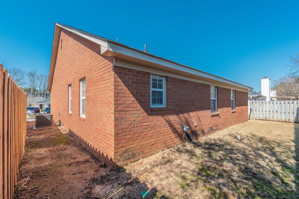 1217 Kendal Court Property Photo 33