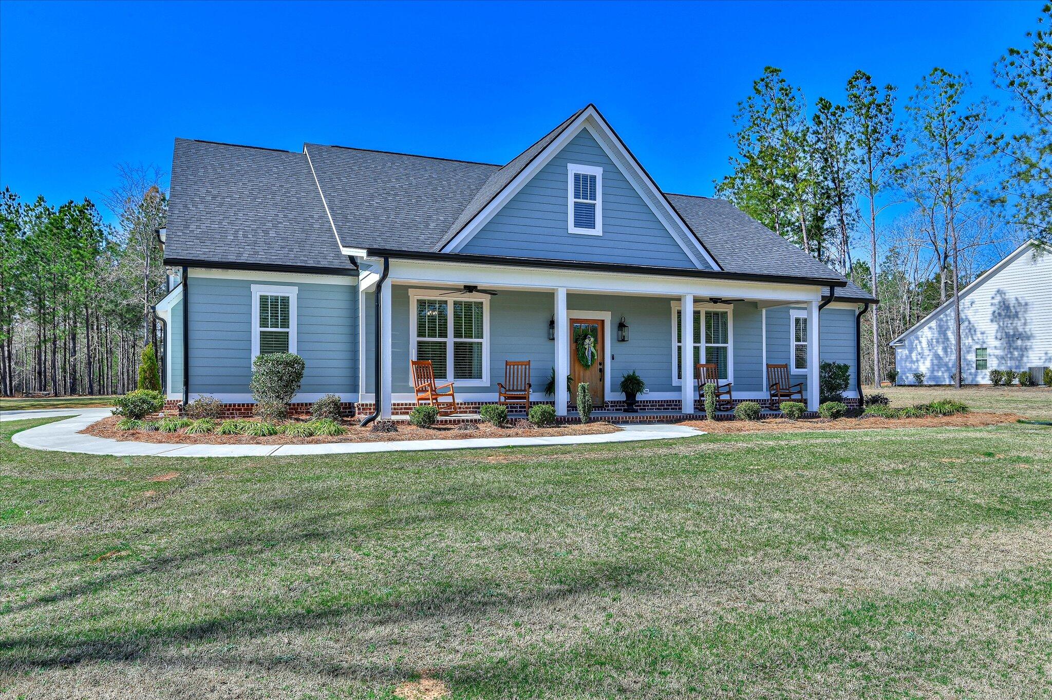 1630 Long Cove Drive Property Photo 2