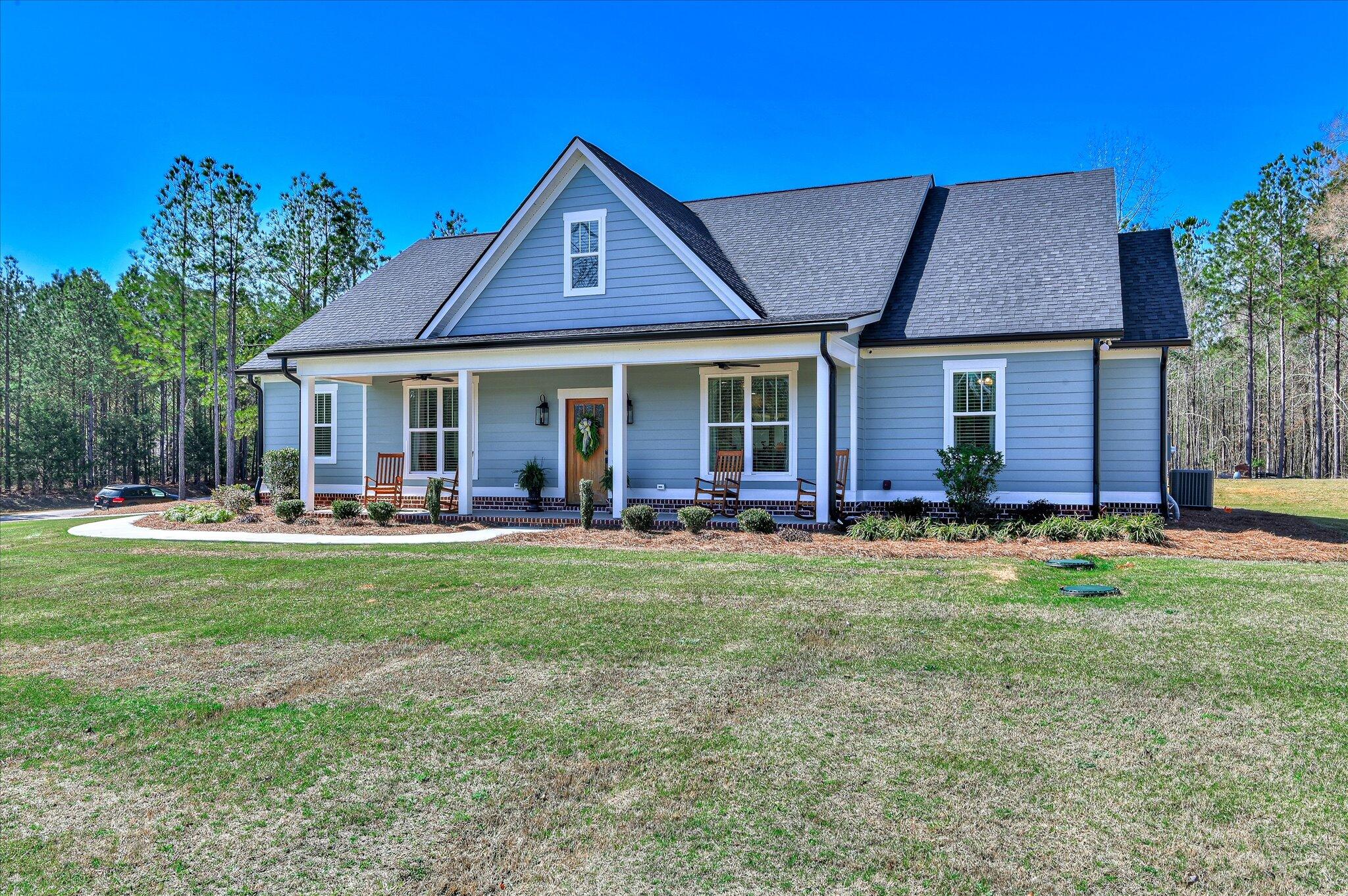 1630 Long Cove Drive Property Photo 3