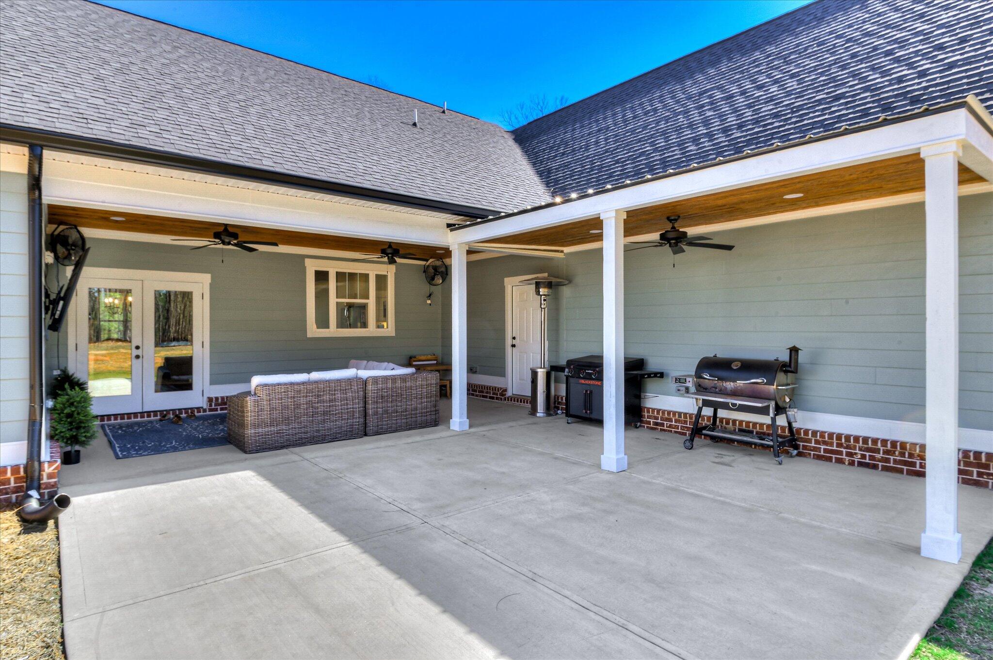 1630 Long Cove Drive Property Photo 40
