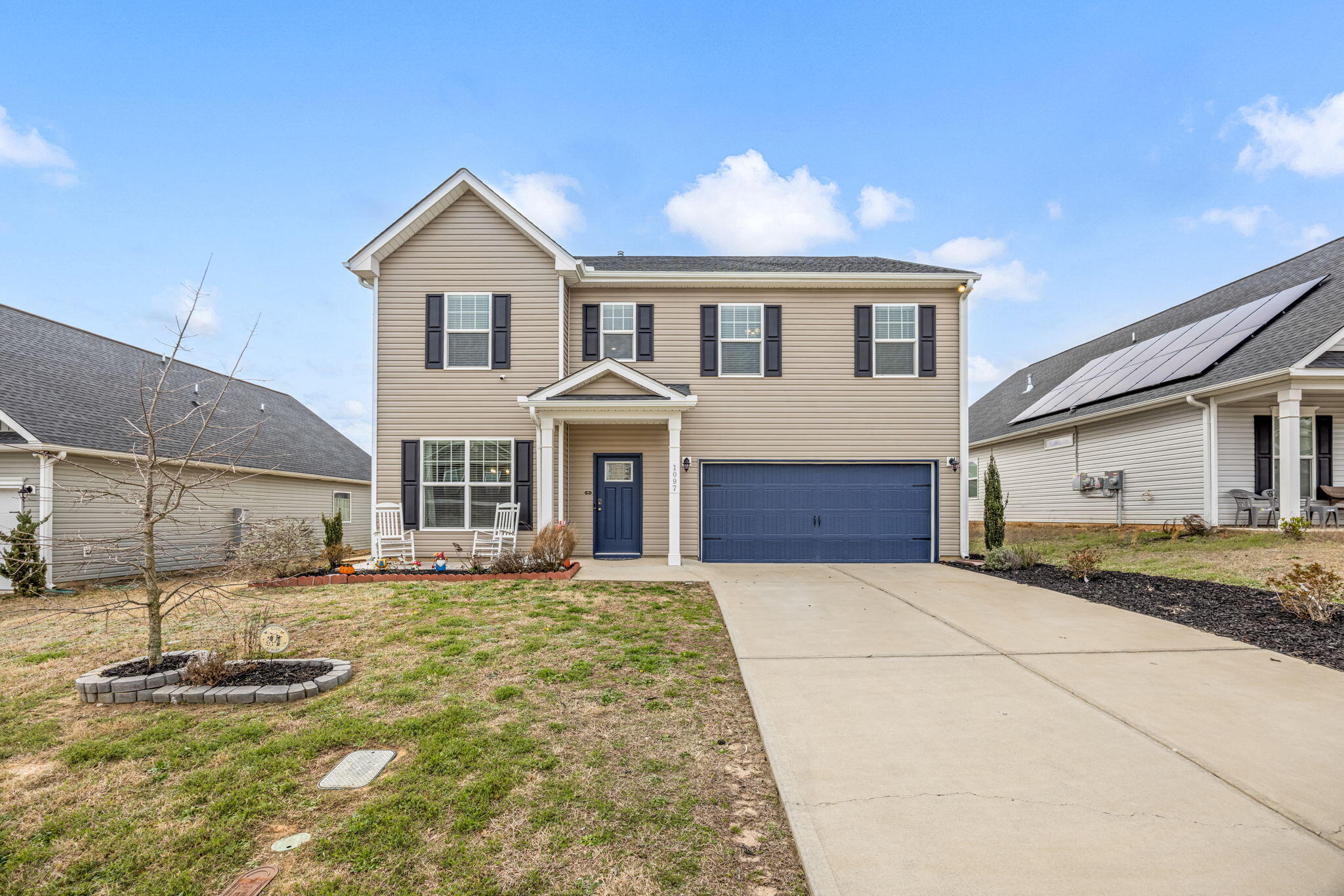 1097 Sapphire Drive Property Photo 1