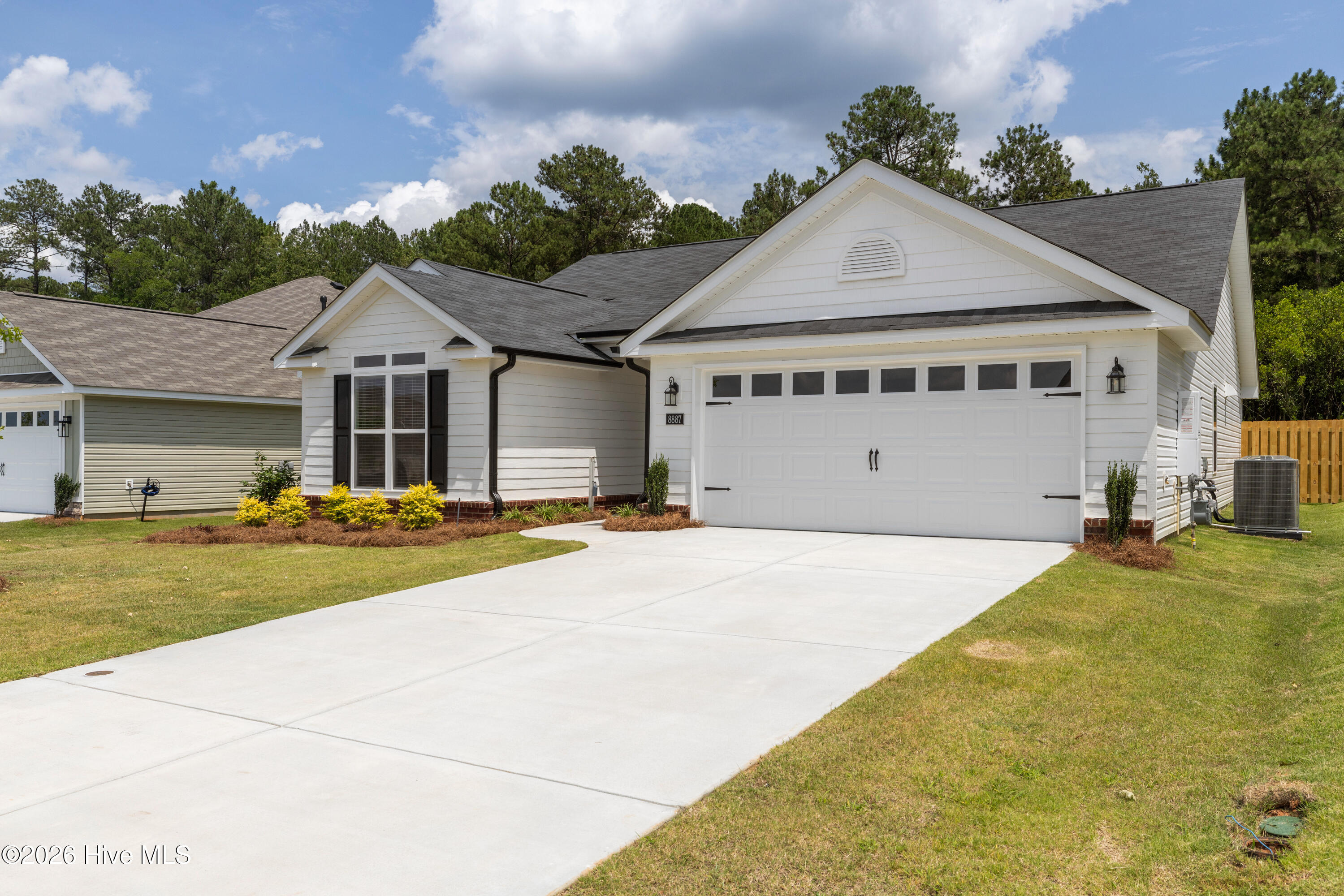 8887 Snelling Drive Property Photo 6