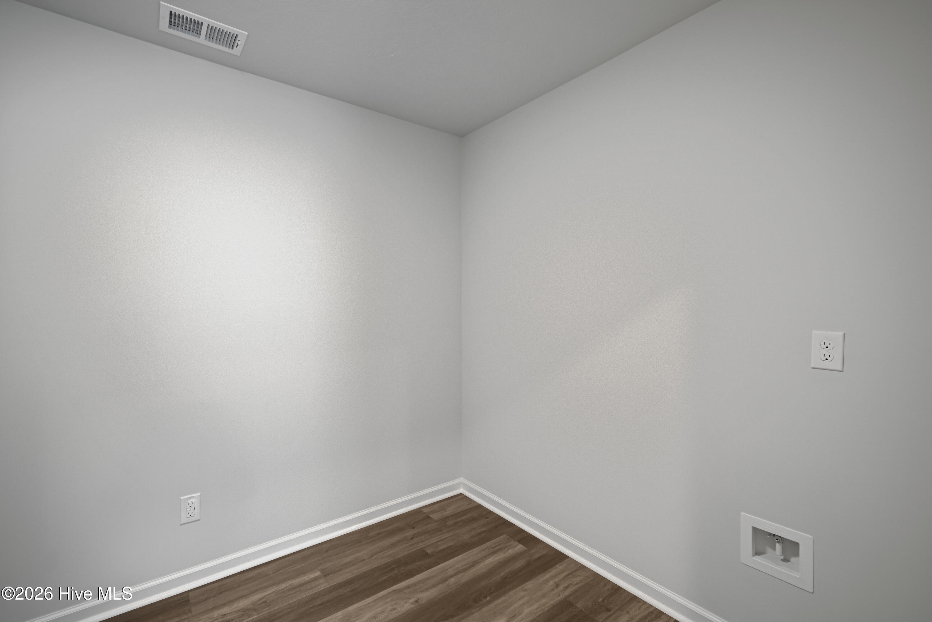 8887 Snelling Drive Property Photo 18