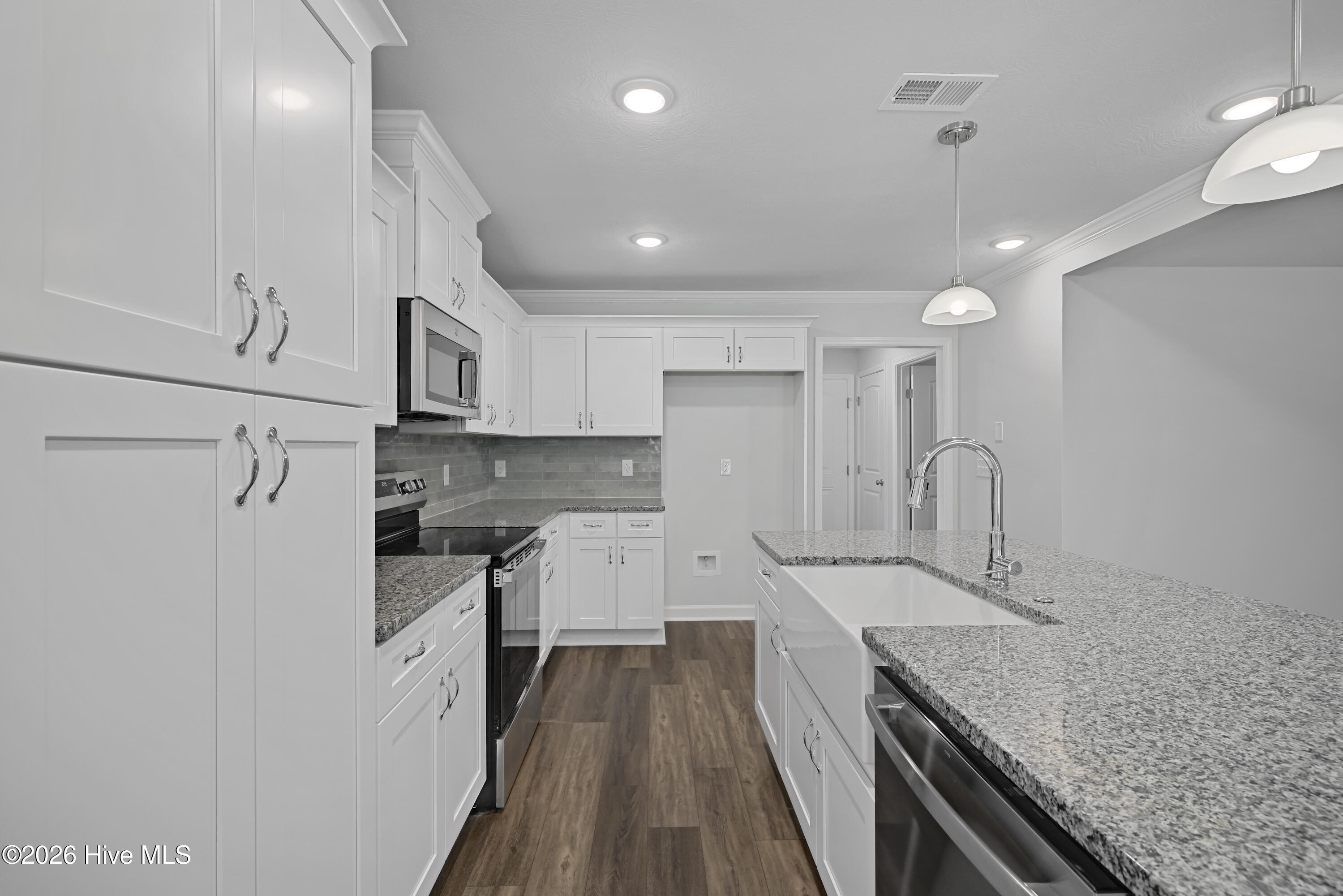 8887 Snelling Drive Property Photo 19