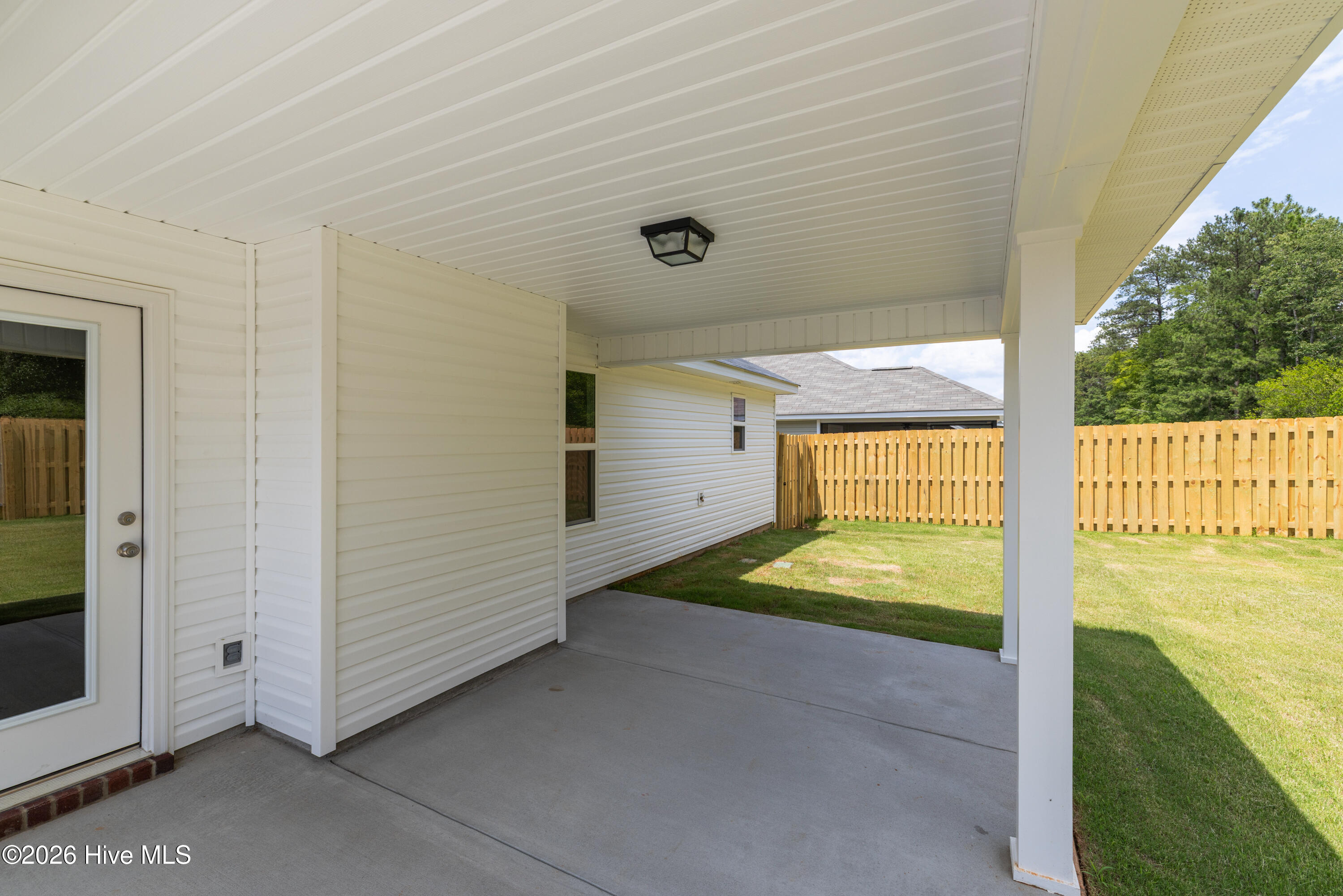 8887 Snelling Drive Property Photo 27