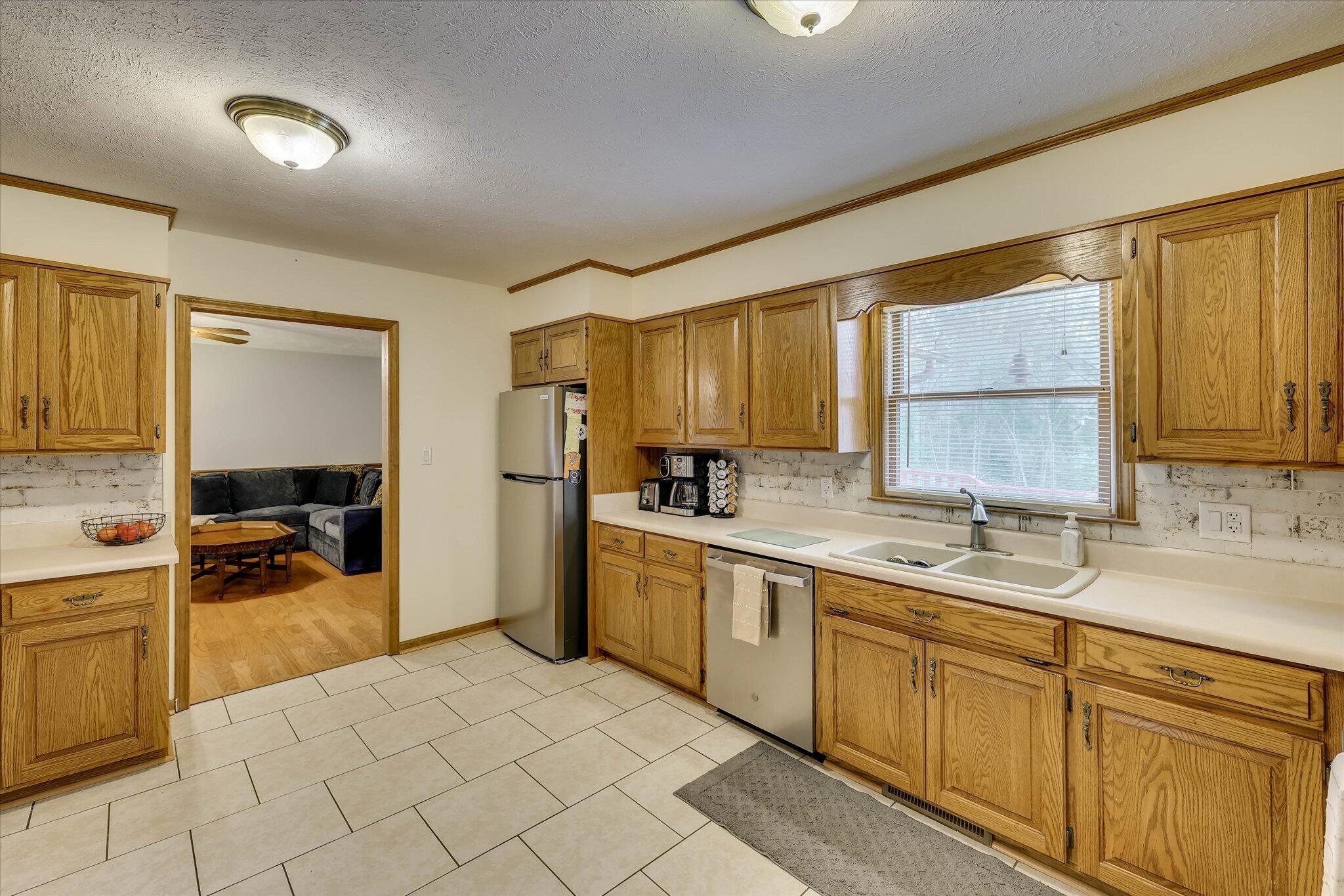 206 Peachtree Street Property Photo 15
