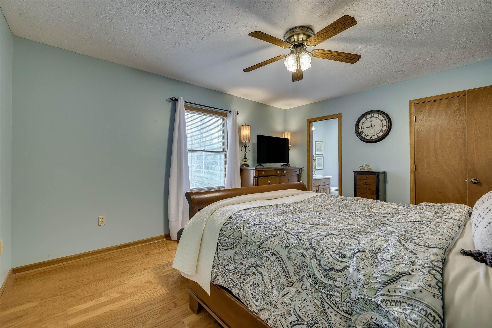 206 Peachtree Street Property Photo 25