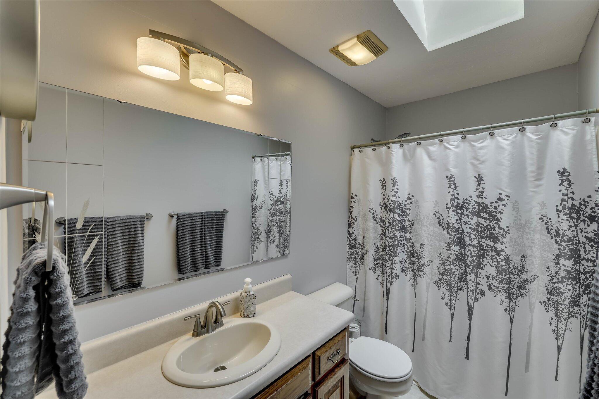 206 Peachtree Street Property Photo 29