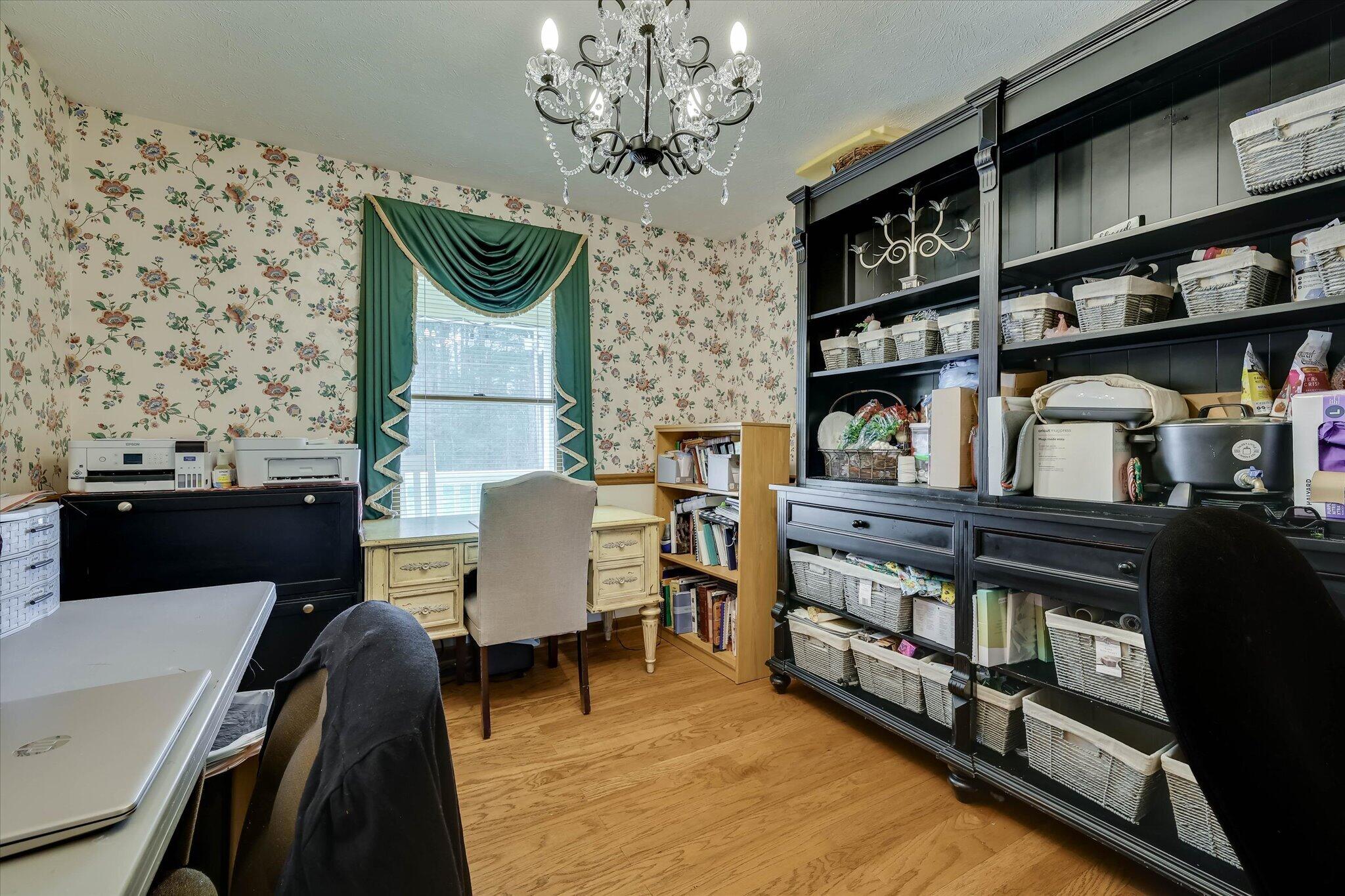 206 Peachtree Street Property Photo 32