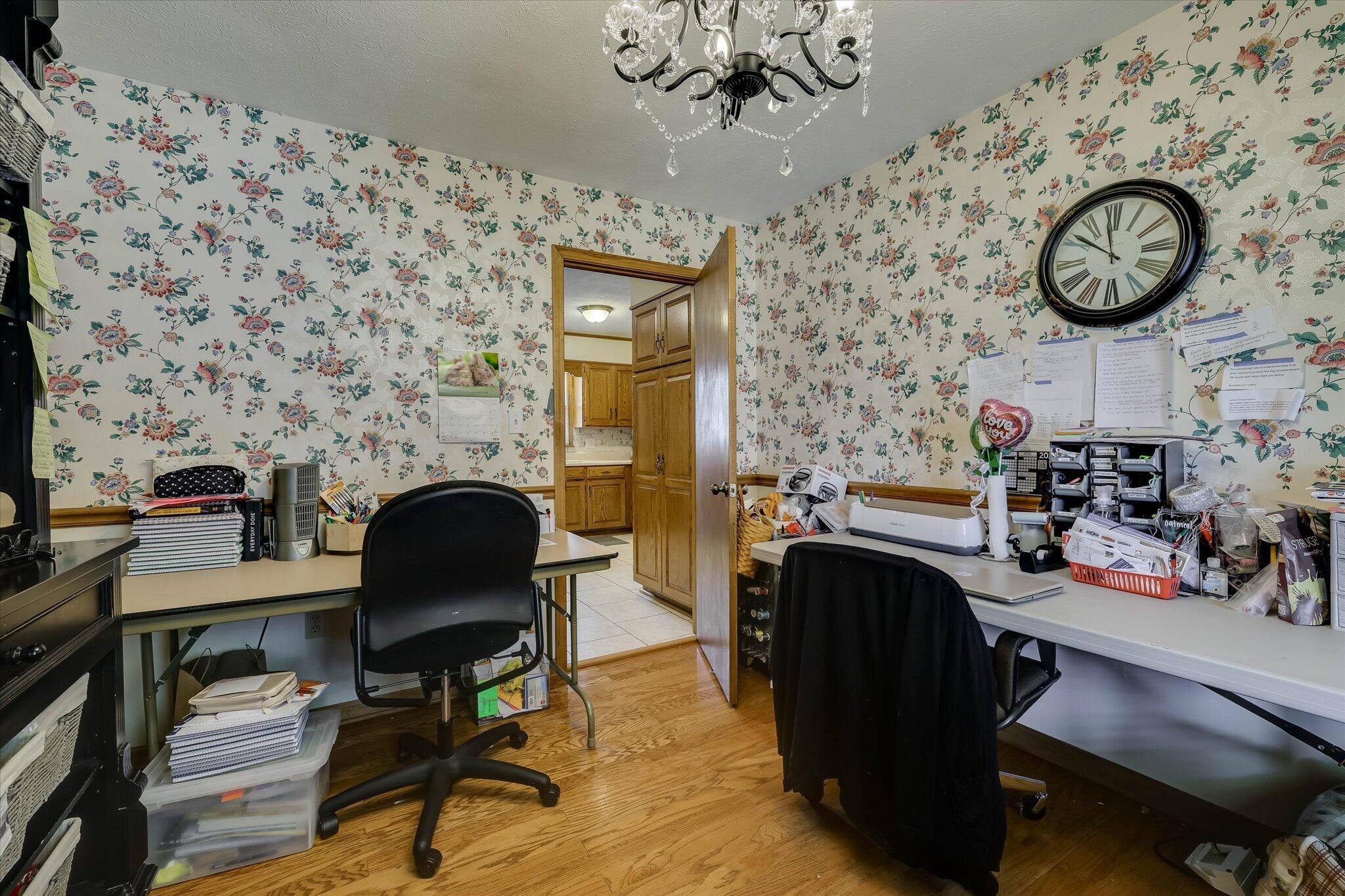 206 Peachtree Street Property Photo 33