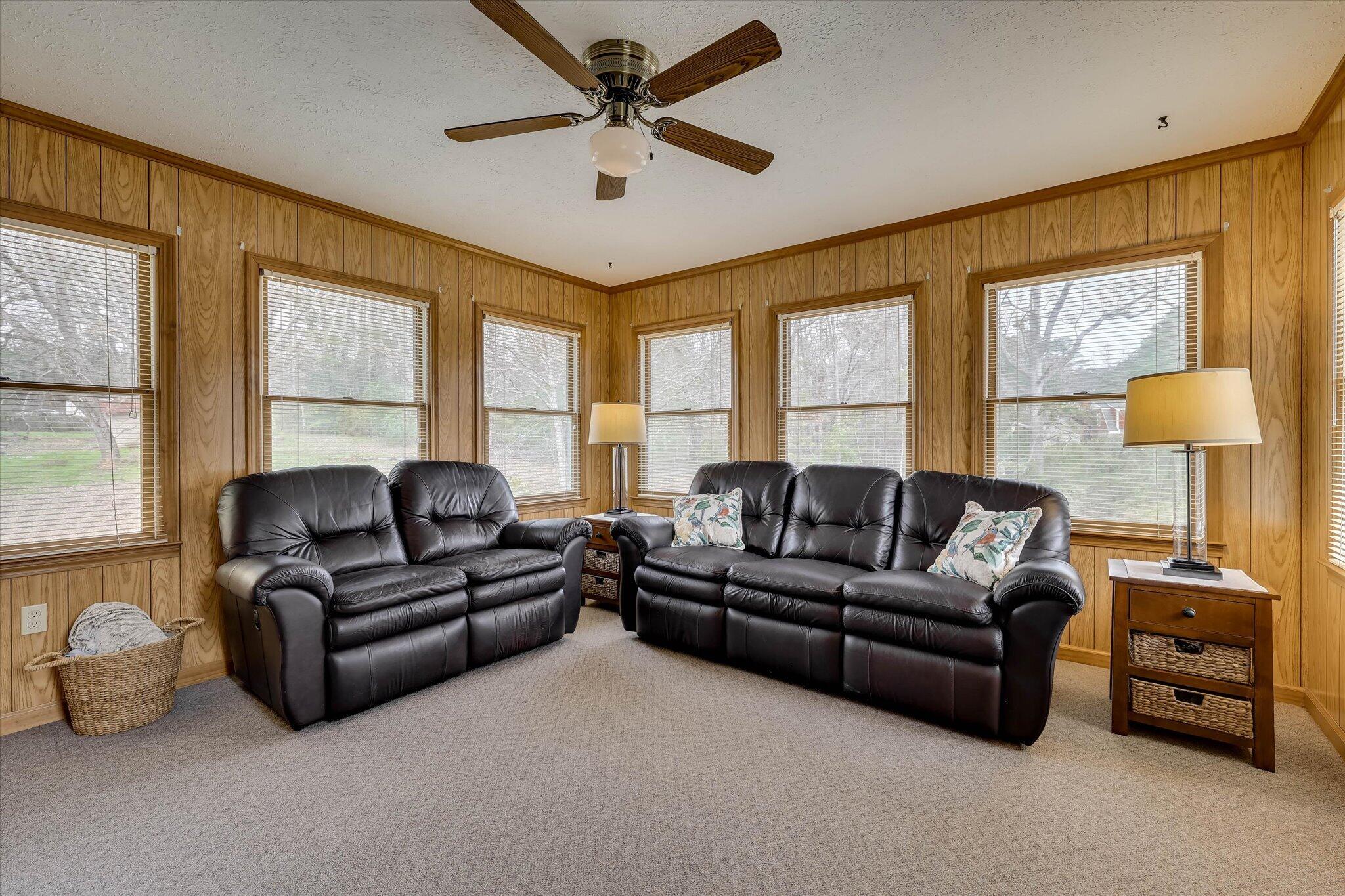 206 Peachtree Street Property Photo 35